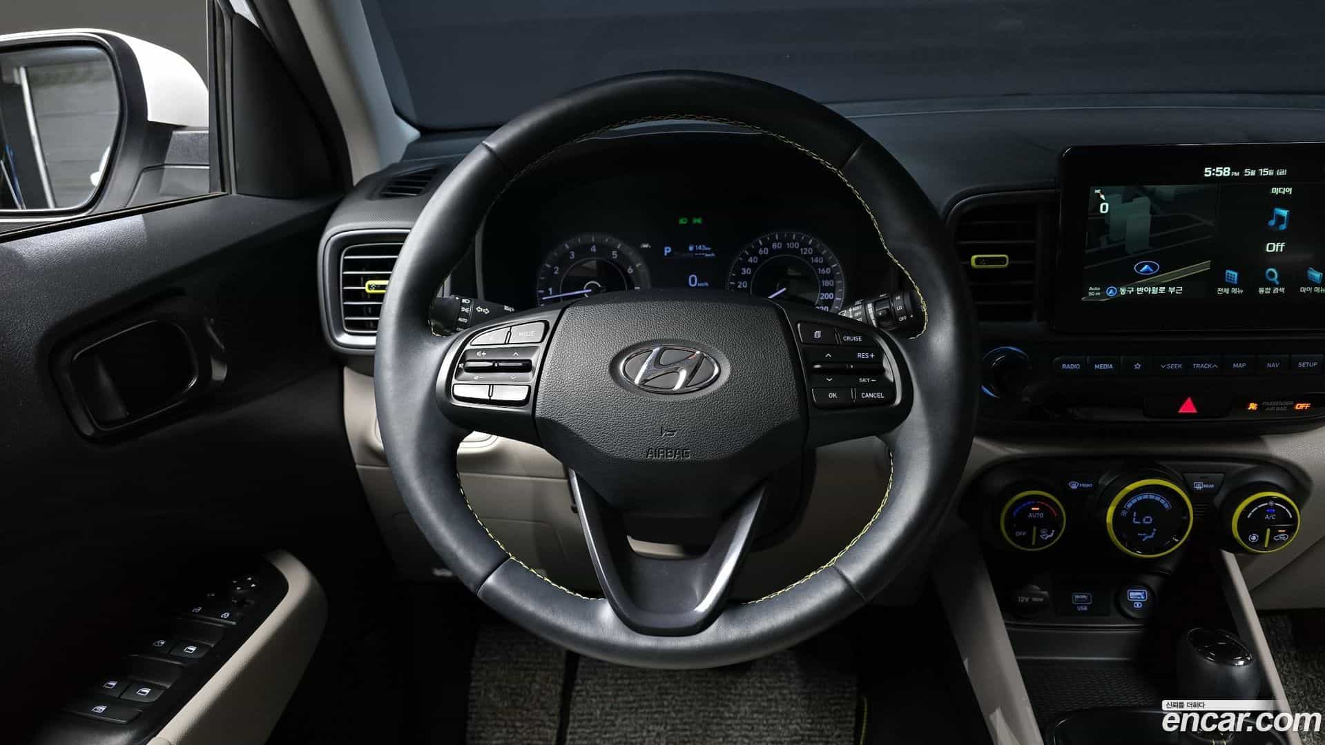 Venue Hyundai 2020.1-OPTION-016