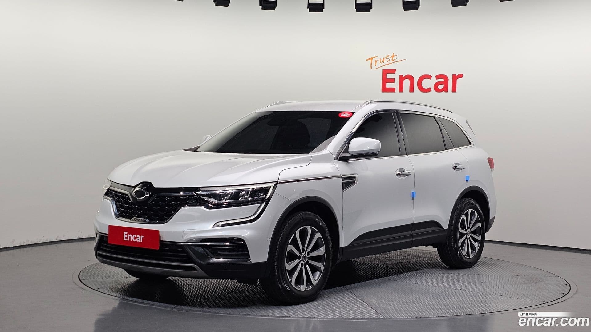 Main__Slider__Photo:QM6 Renault Korea 2022.2-0