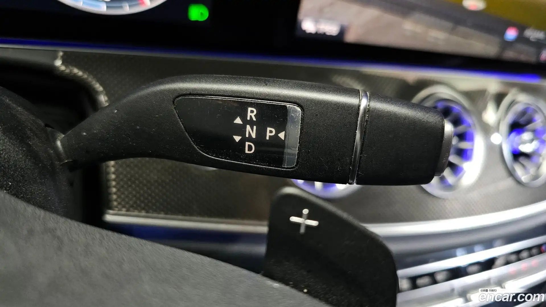 CLS-Class Mercedes-Benz 2019.11-INNER-009