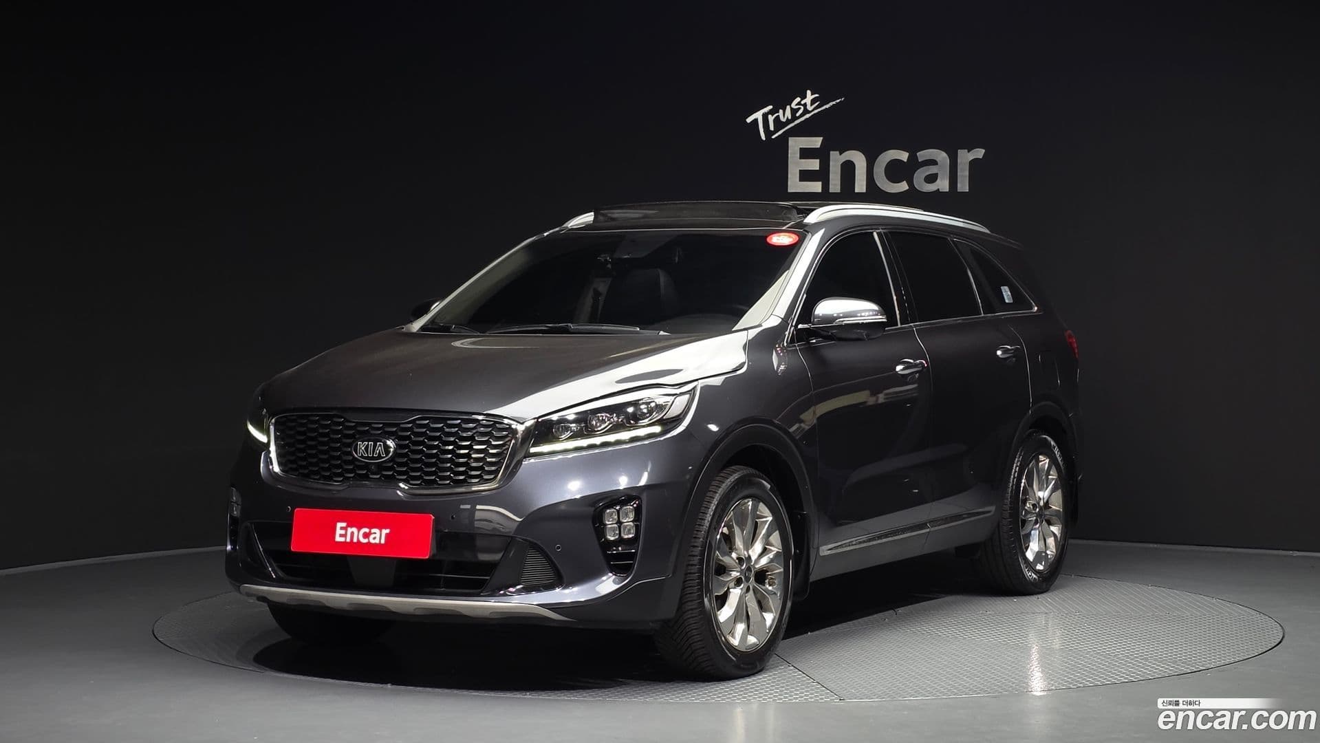 Main__Slider__Photo:Sorento Kia 2018.5-0