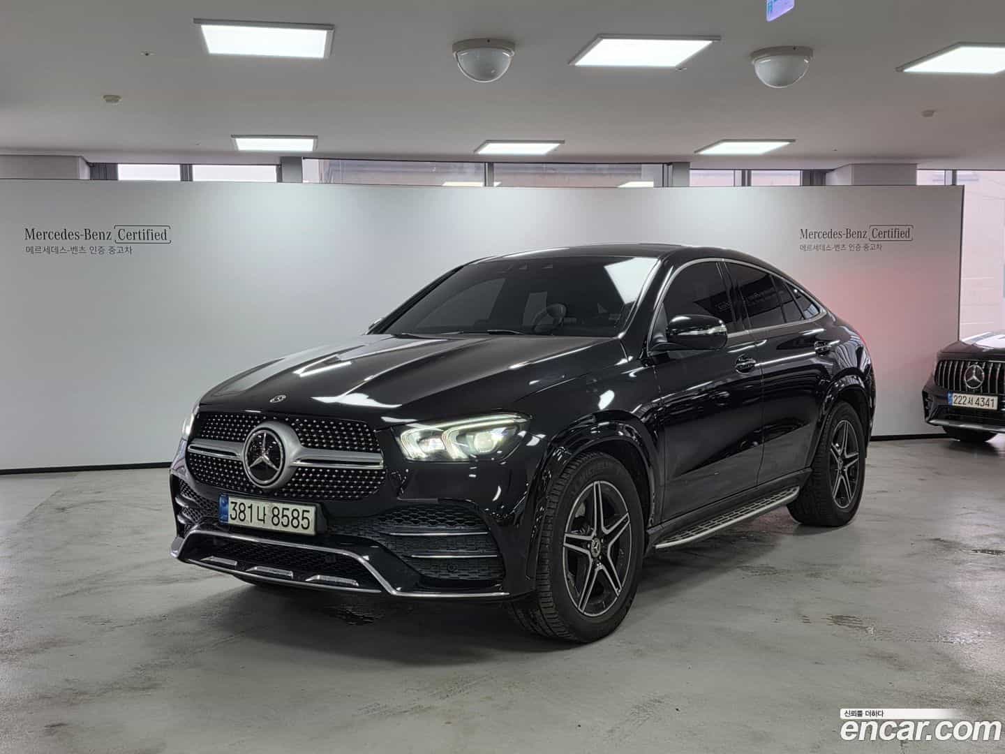 GLE-Class Mercedes-Benz 2021.4-OUTER-001
