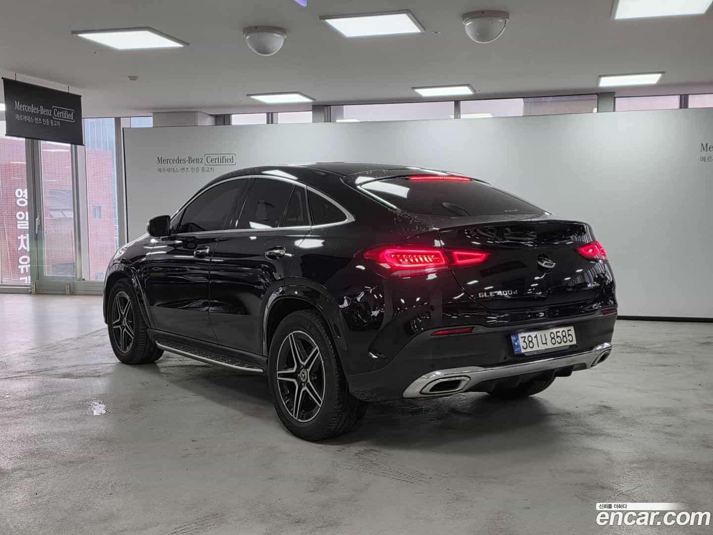 GLE-Class Mercedes-Benz 2021.4-OUTER-002