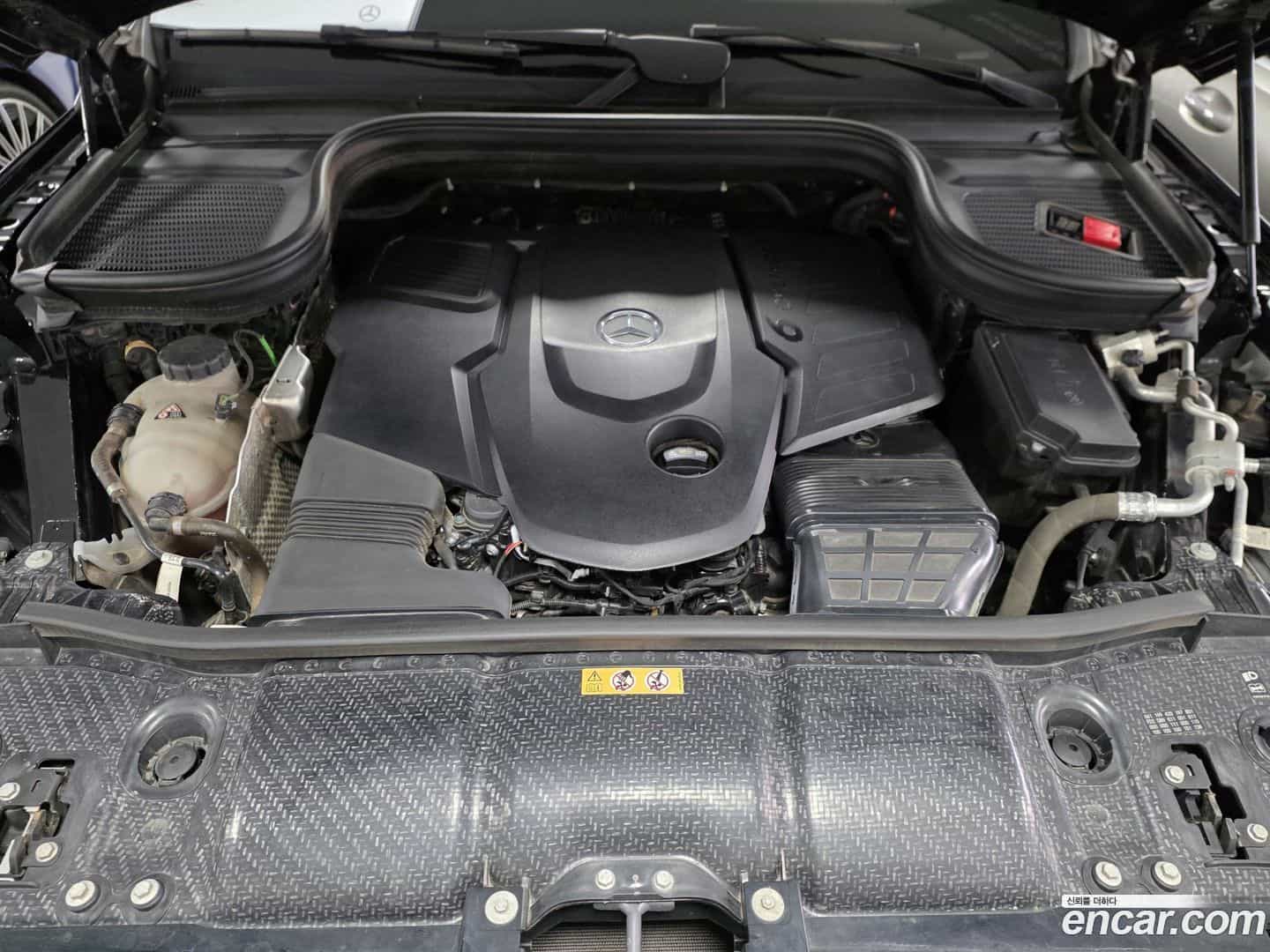 GLE-Class Mercedes-Benz 2021.4-OUTER-006