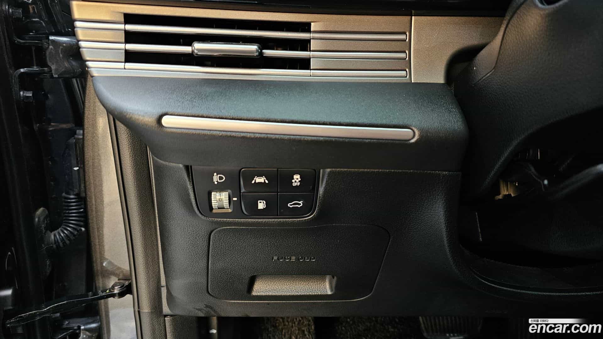 Grandeur Hyundai 2022.3-OPTION-021