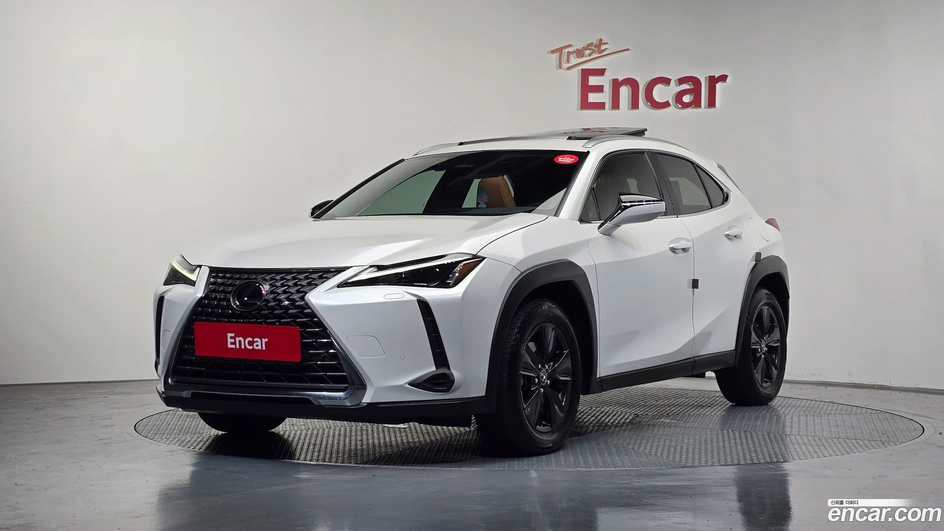 Main__Slider__Photo:UX Lexus 2024.7-0