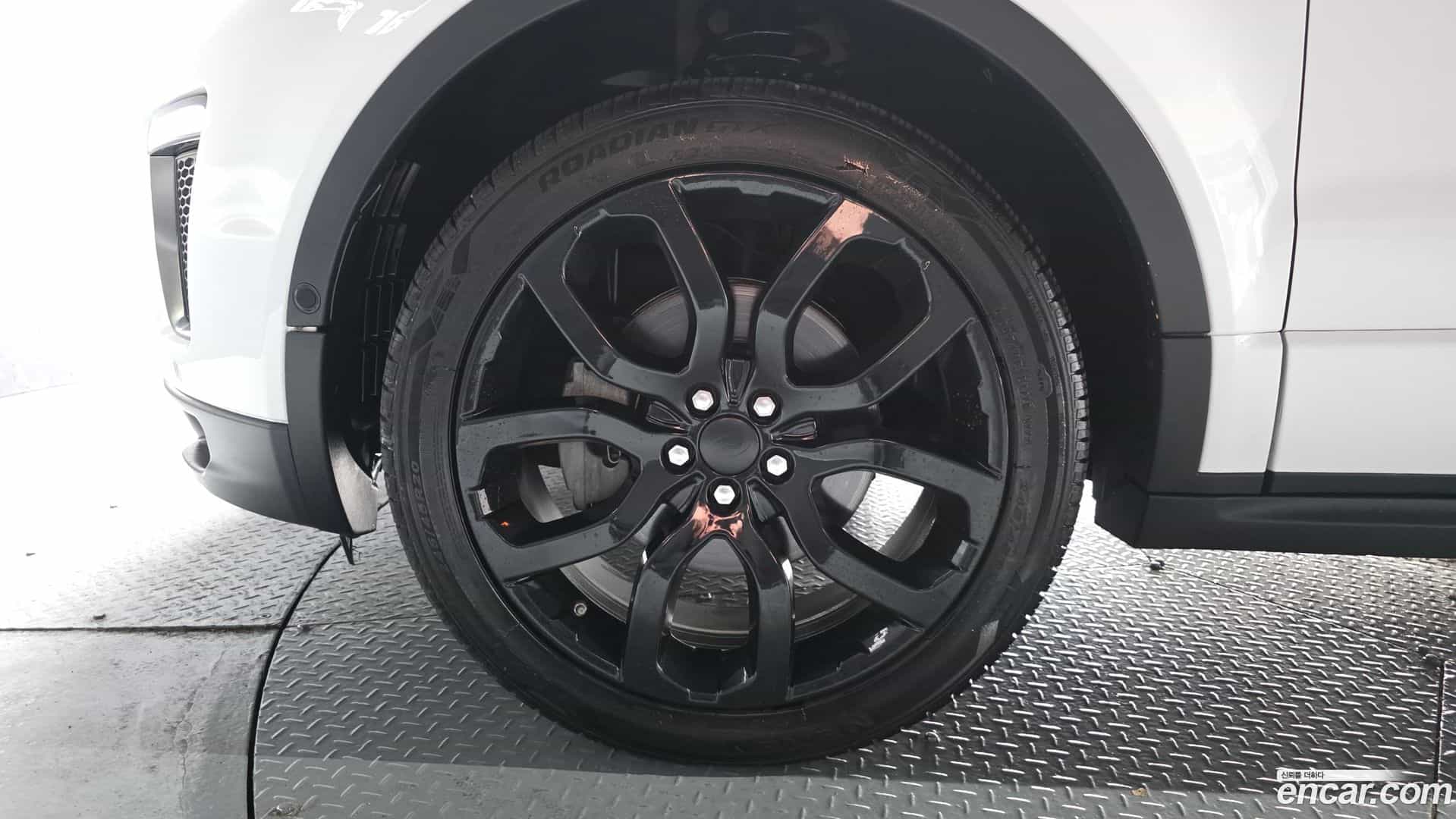 Range Rover Evoque Land Rover 2018.4-OUTER-005