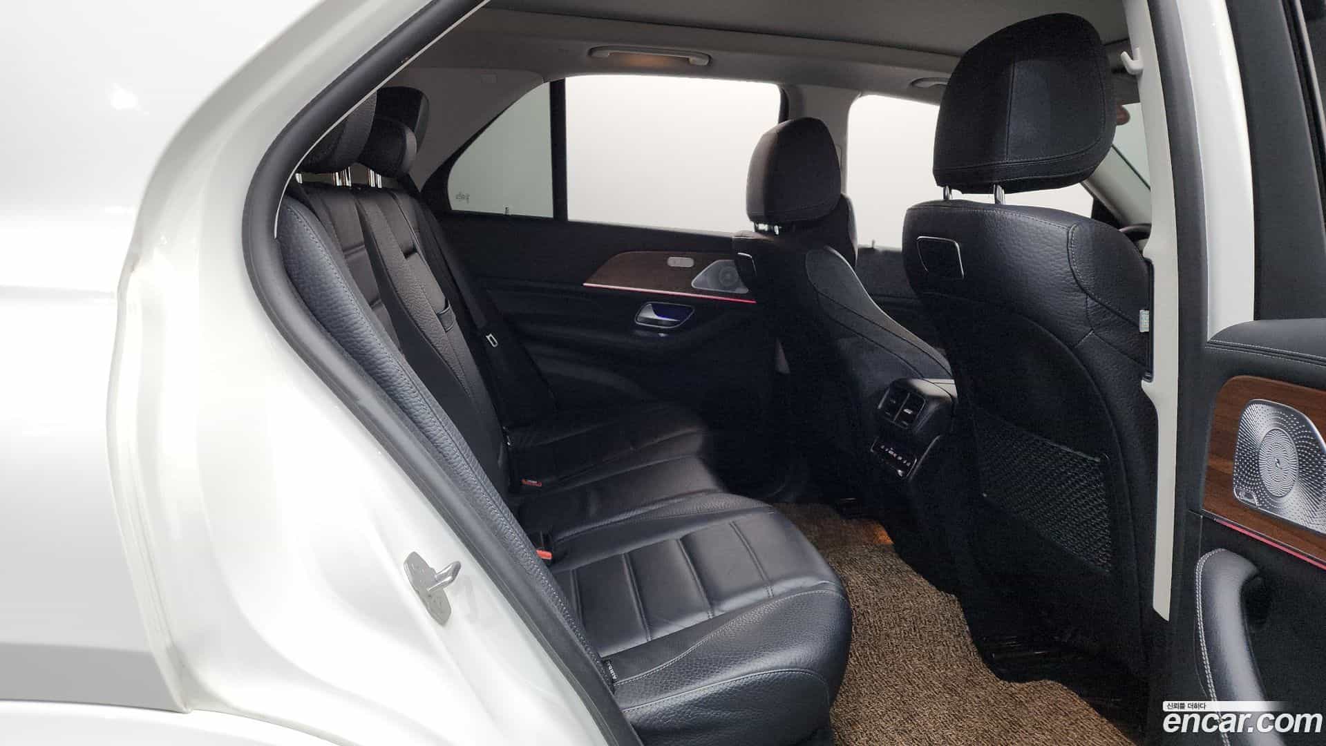 GLE-Class Mercedes-Benz 2020.5-OPTION-015