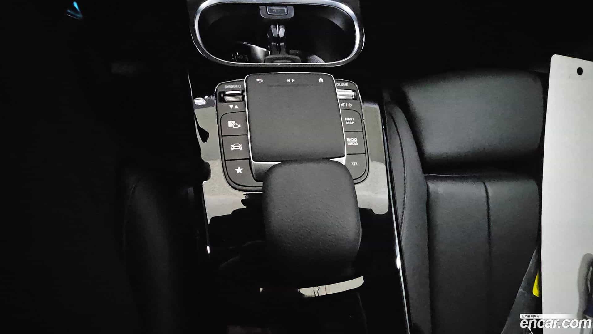 A-Class Mercedes-Benz 2023.4-INNER-010
