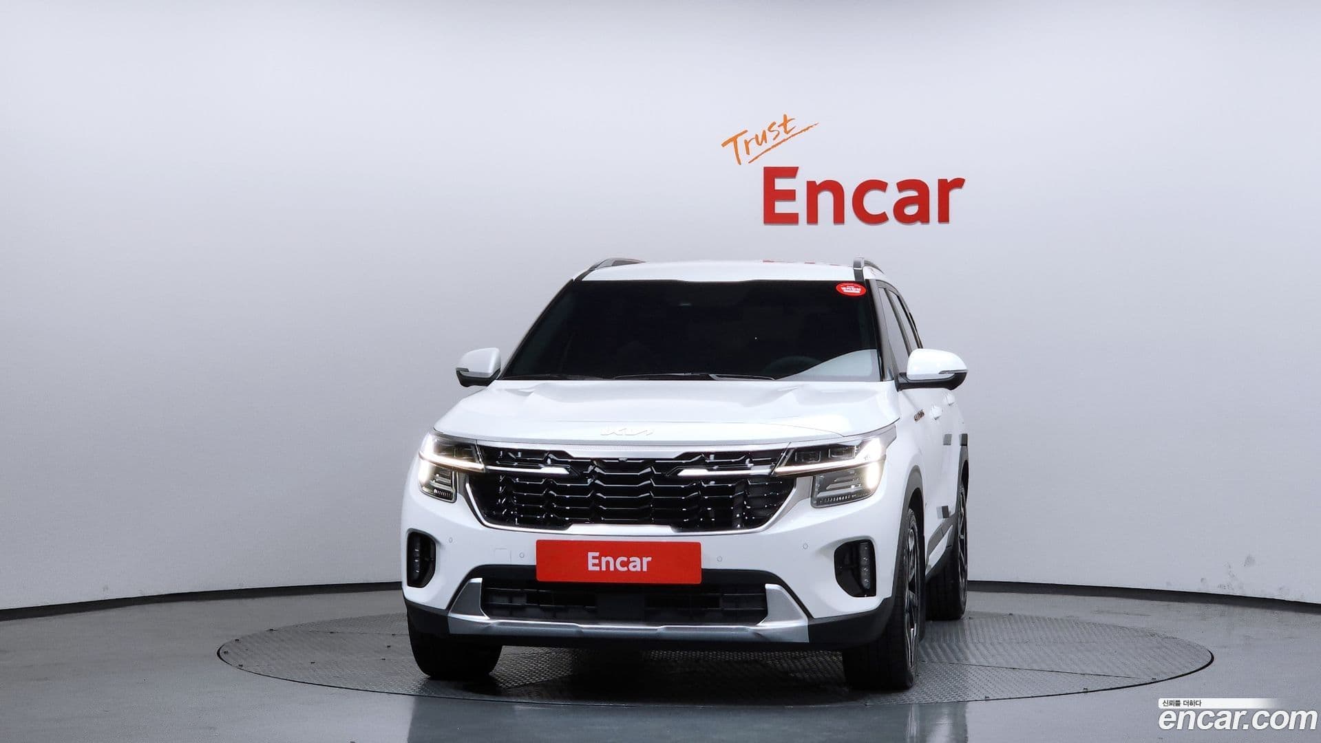Main__Slider__Photo:Seltos Kia 2023.1-2