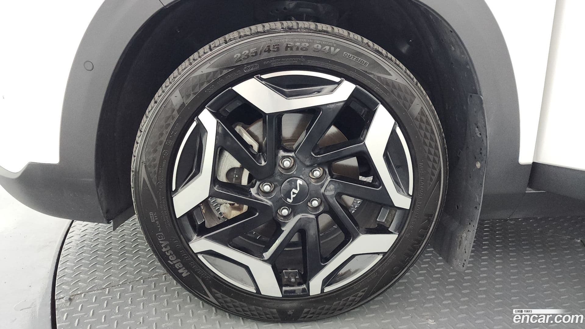 Main__Slider__Photo:Seltos Kia 2023.1-4