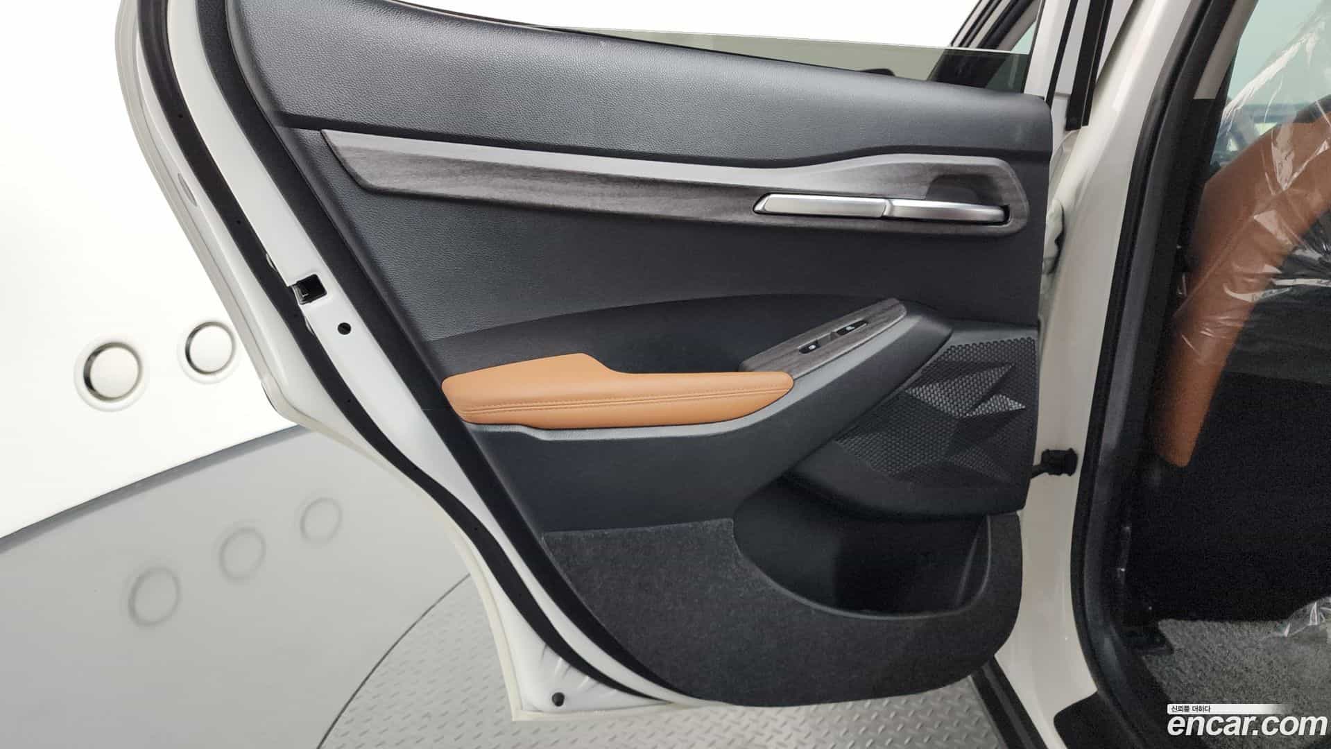 Seltos Kia 2023.1-INNER-035