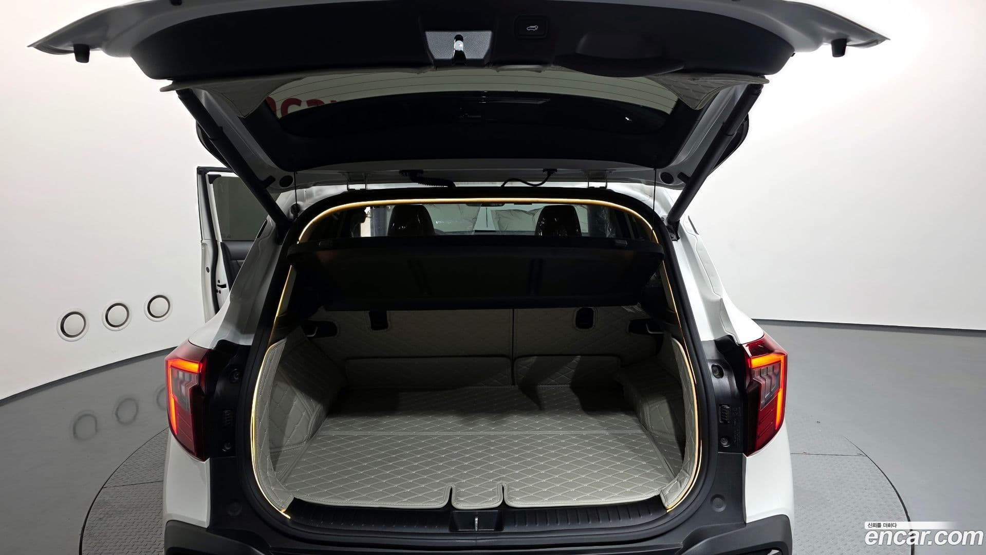 Main__Slider__Photo:Seltos Kia 2023.1-27