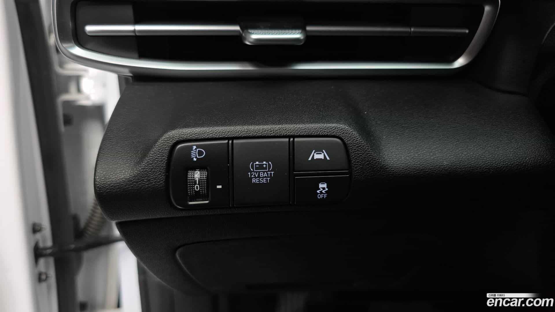 AVANTE Hyundai 2023.2-OPTION-022