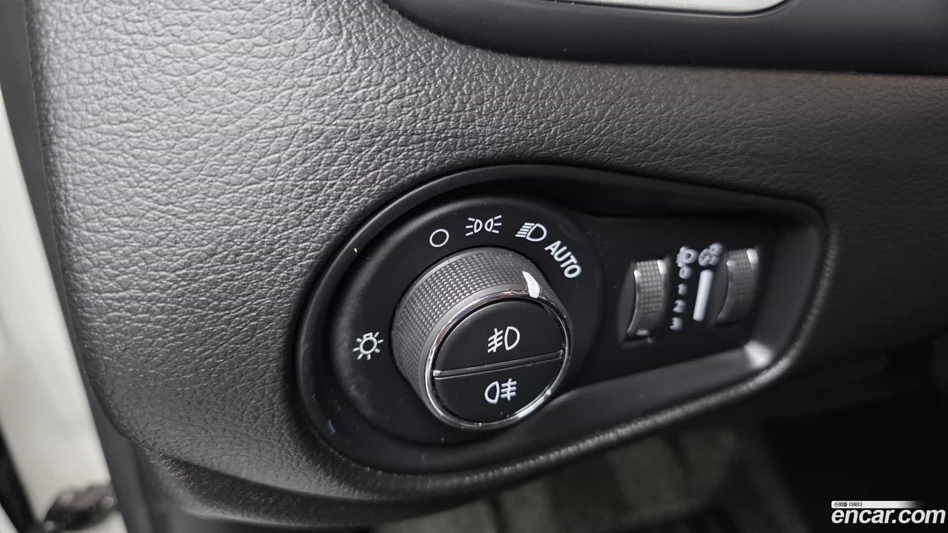 Renegade Jeep 2019.10-OPTION-019