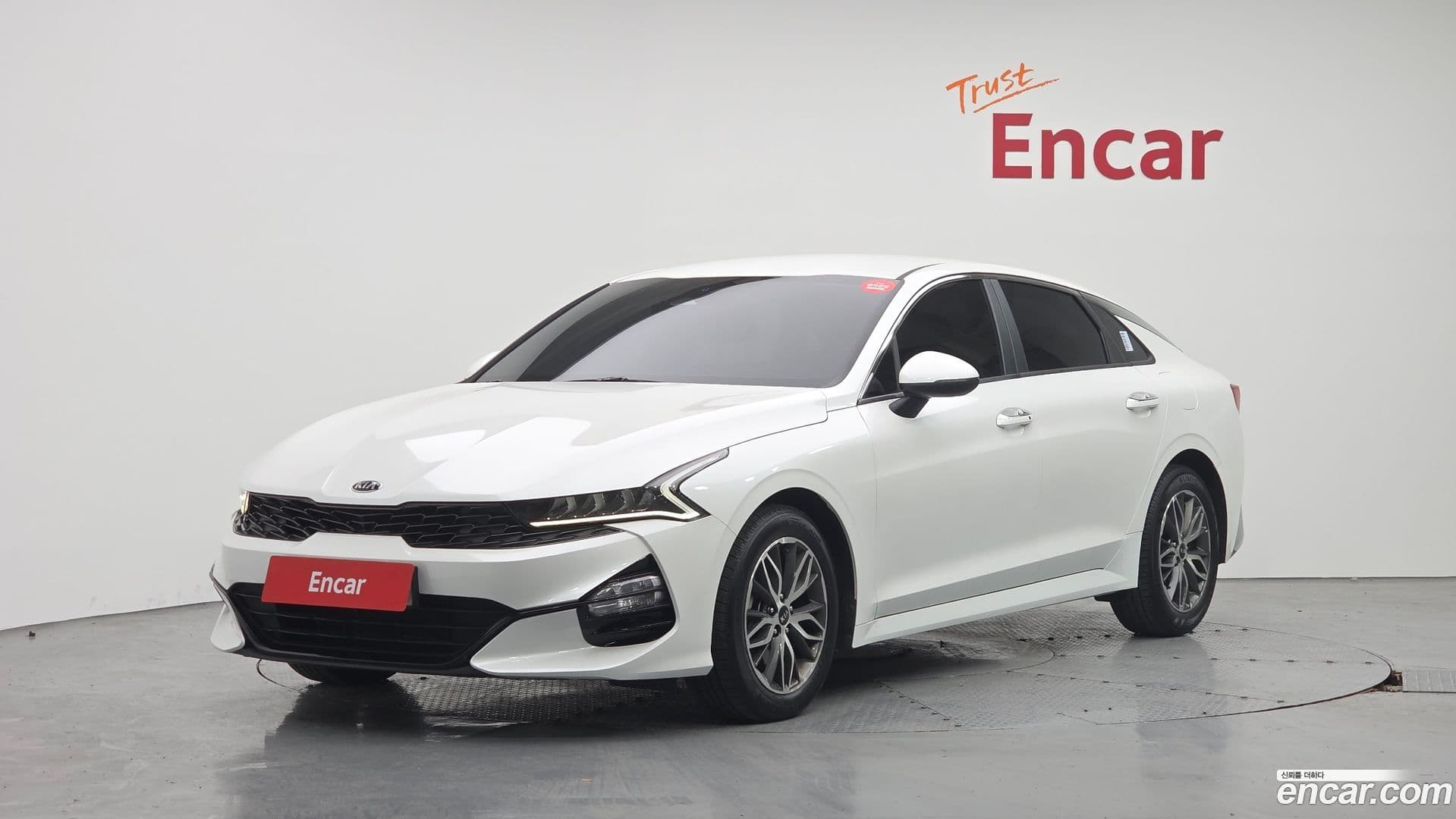 Main__Slider__Photo:K5 Kia 2021.3-0