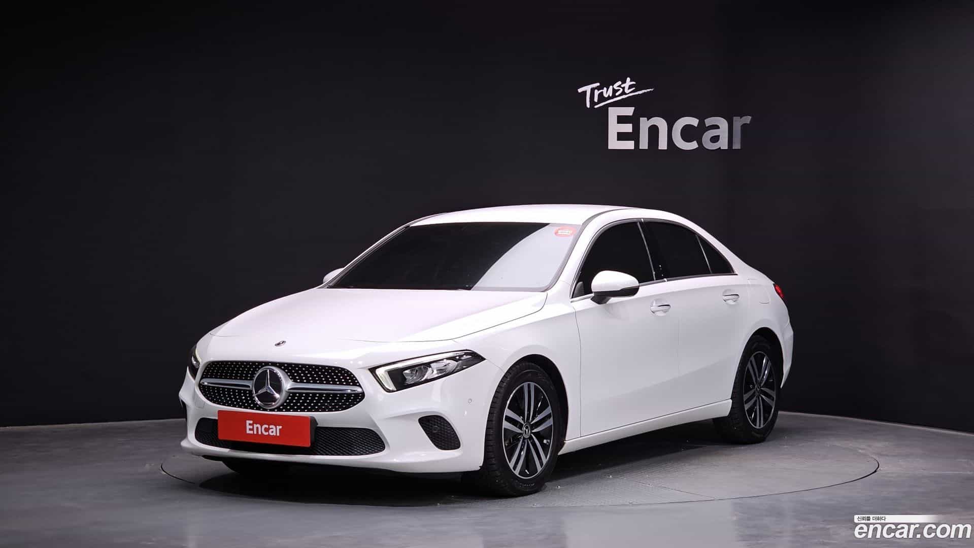 A-Class Mercedes-Benz 2020.11-OUTER-001