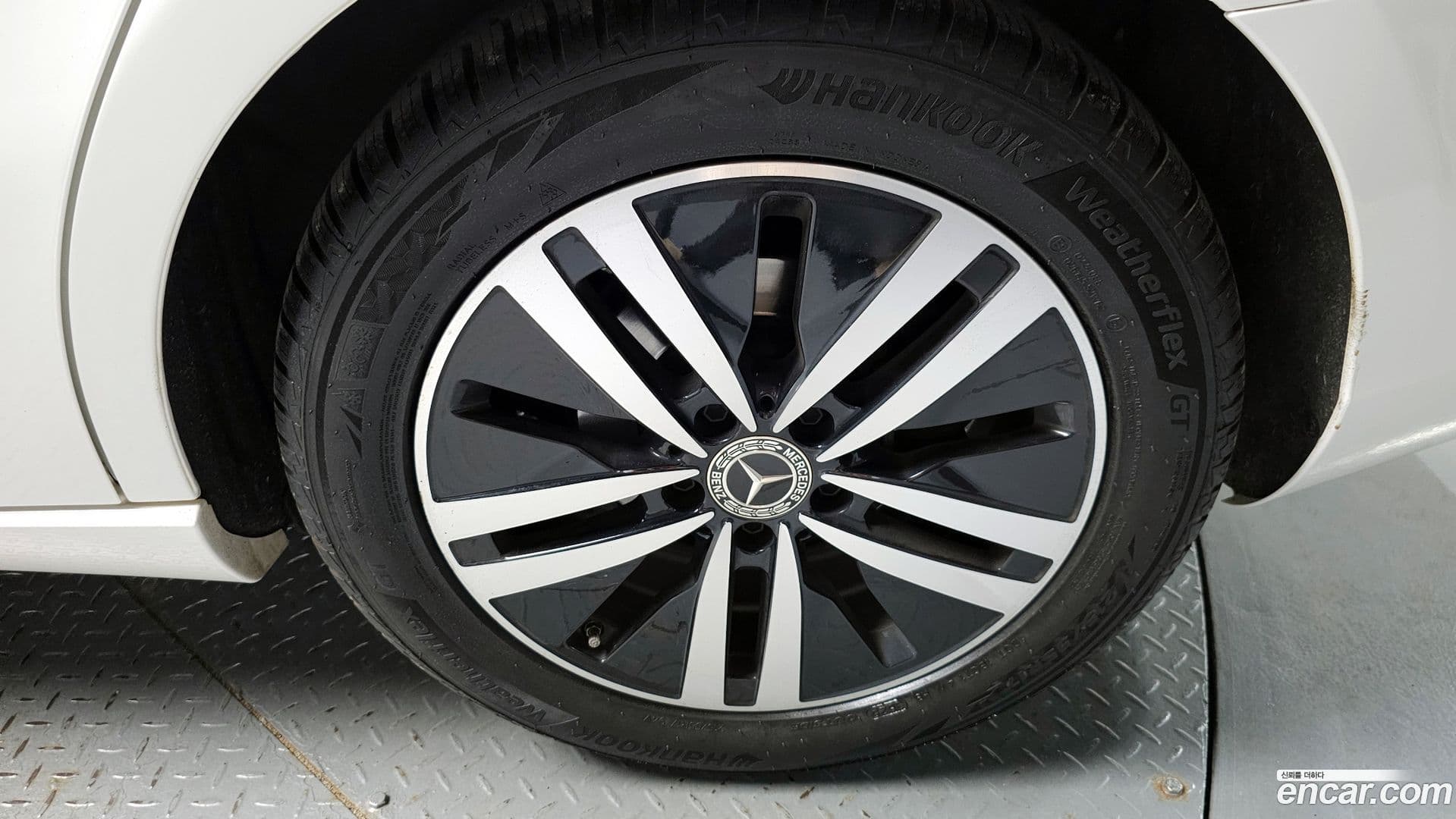 Main__Slider__Photo:A-Class Mercedes-Benz 2020.11-20
