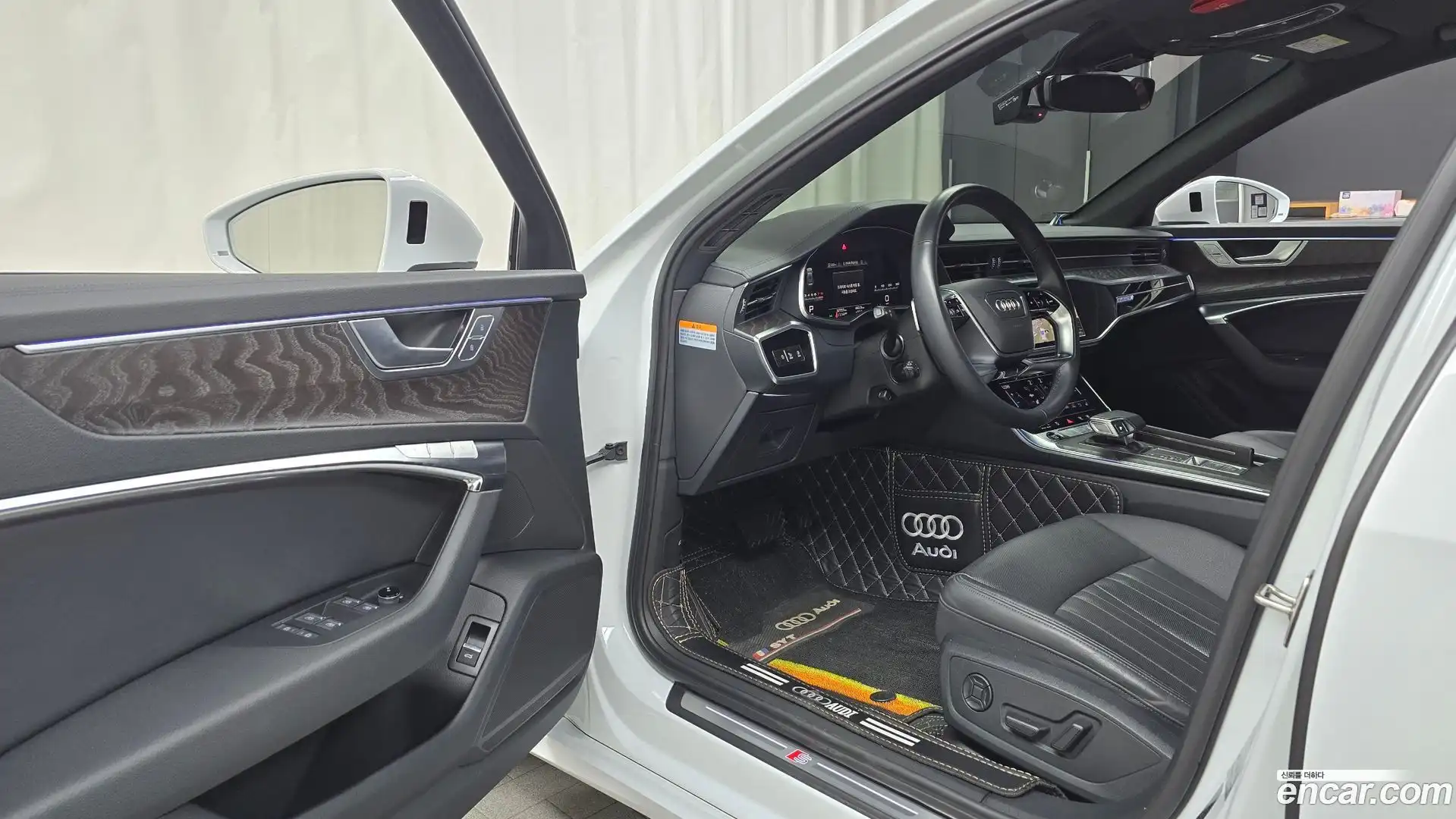 A6 Audi 2023.1-INNER-010