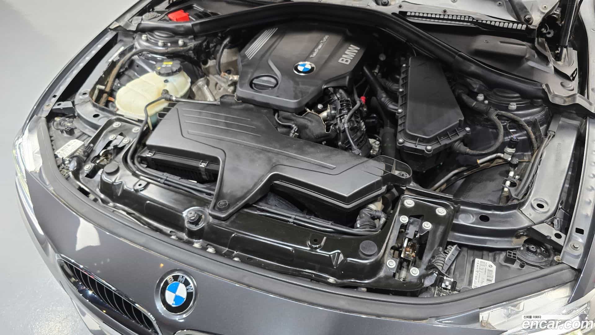 3-Series BMW 2016.0-OUTER-006