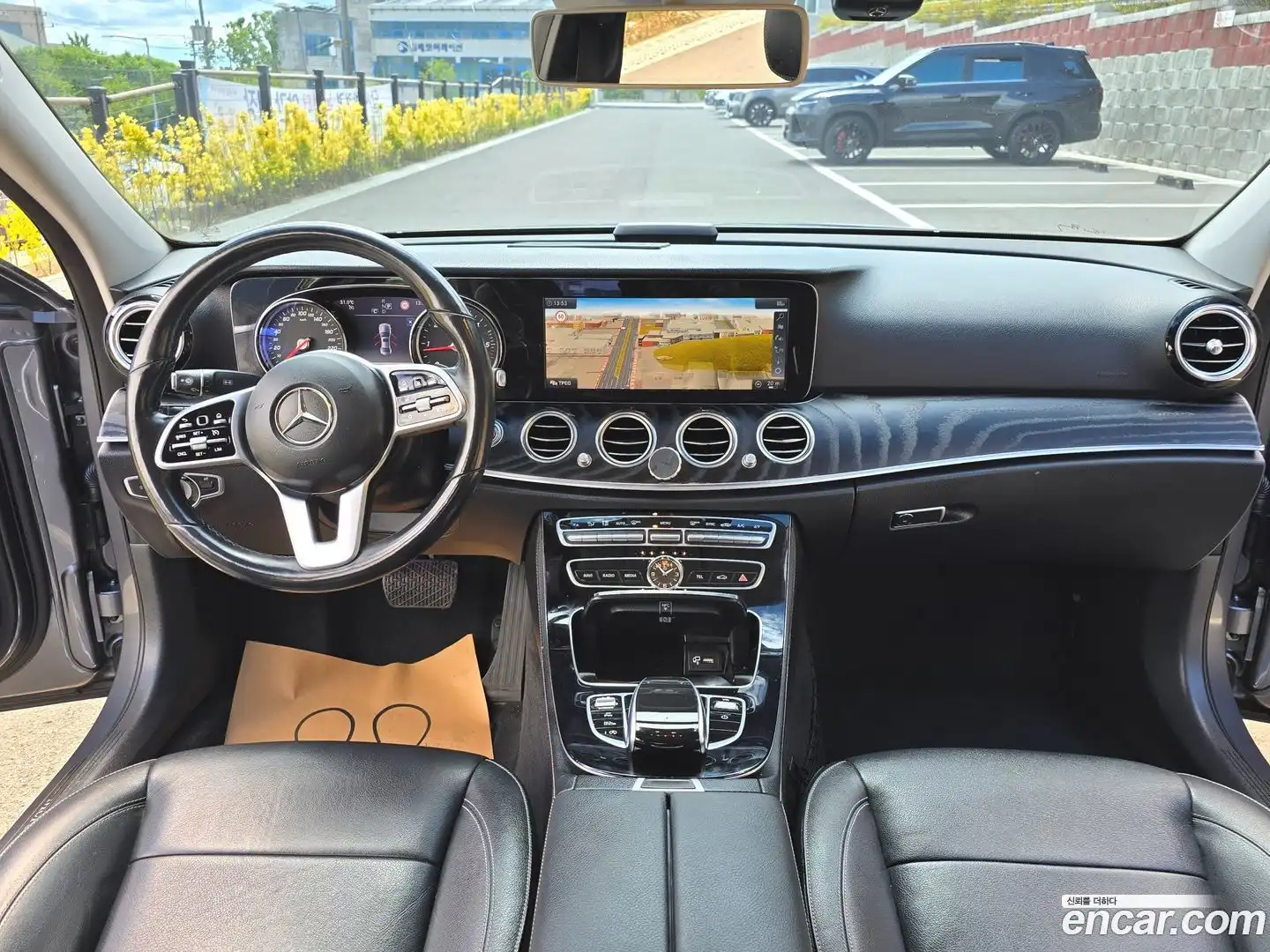 E-Class Mercedes-Benz 2019.0-OPTION-015