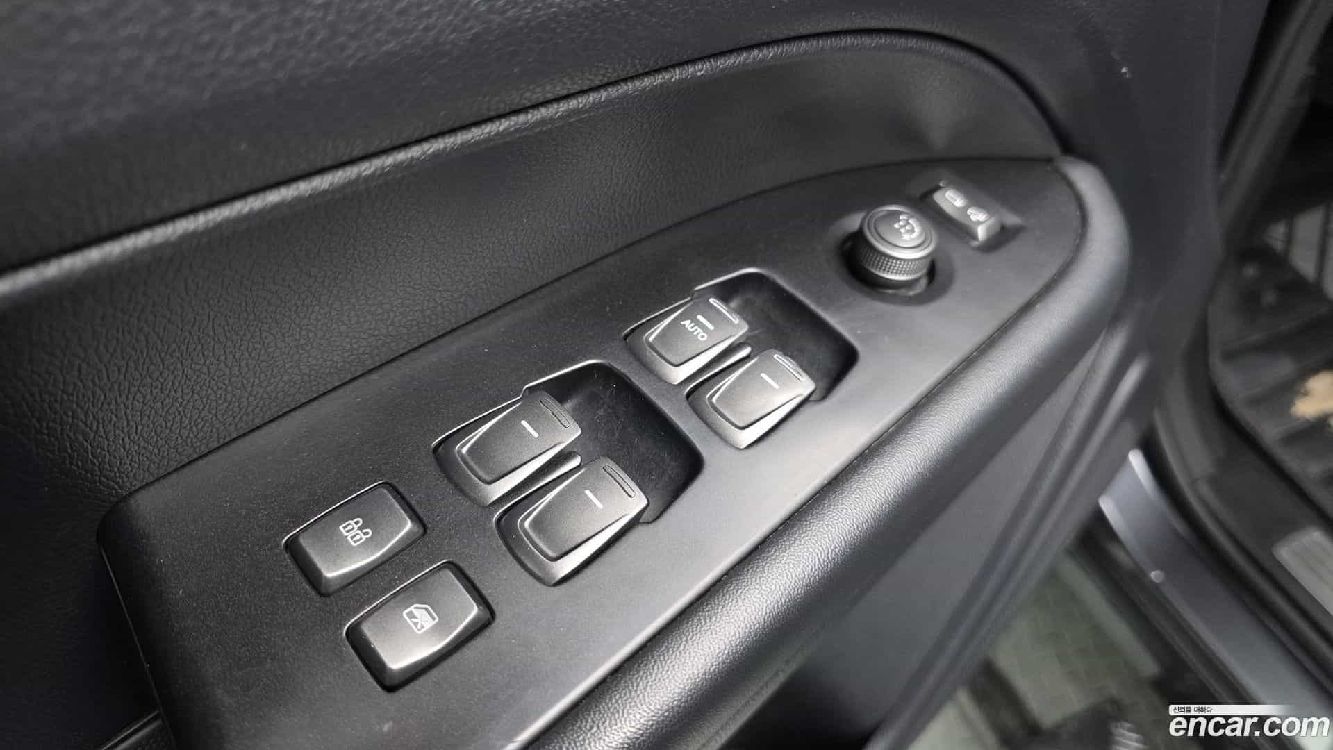 Rexton KG Mobility 2020.8-OPTION-016
