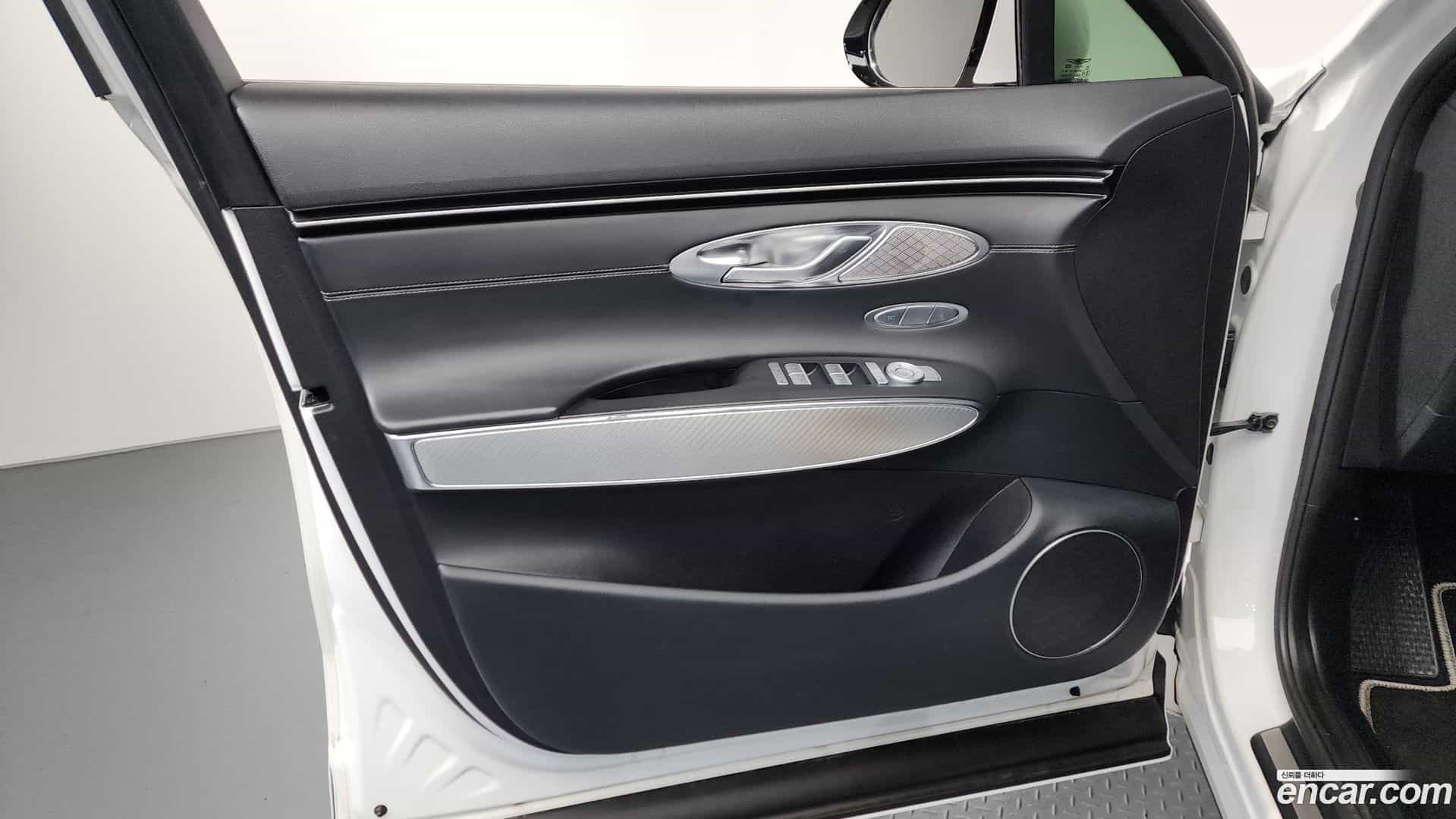 GV70 Genesis 2022.0-INNER-034