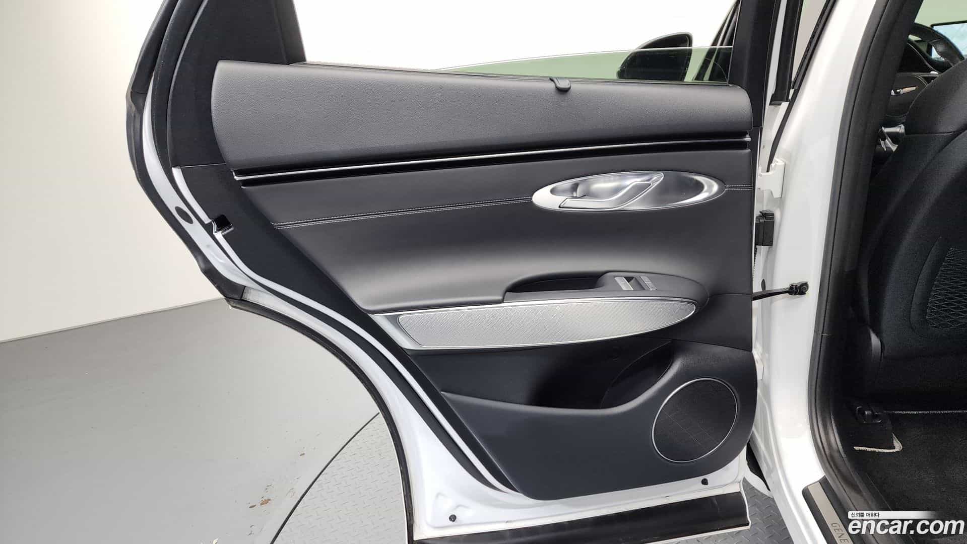 GV70 Genesis 2022.0-INNER-035