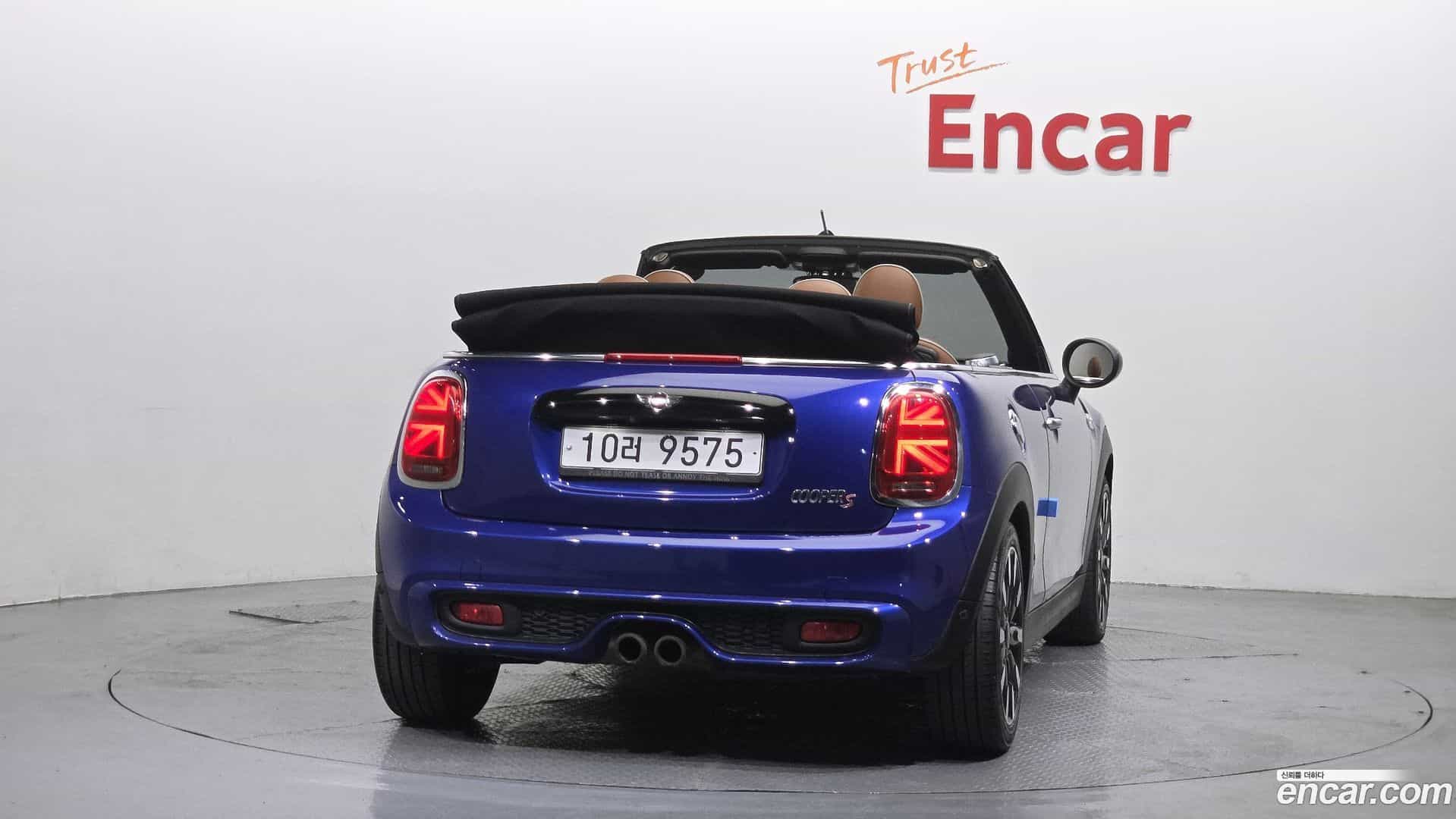 Cooper Convertible Mini 2018.6-OUTER-004