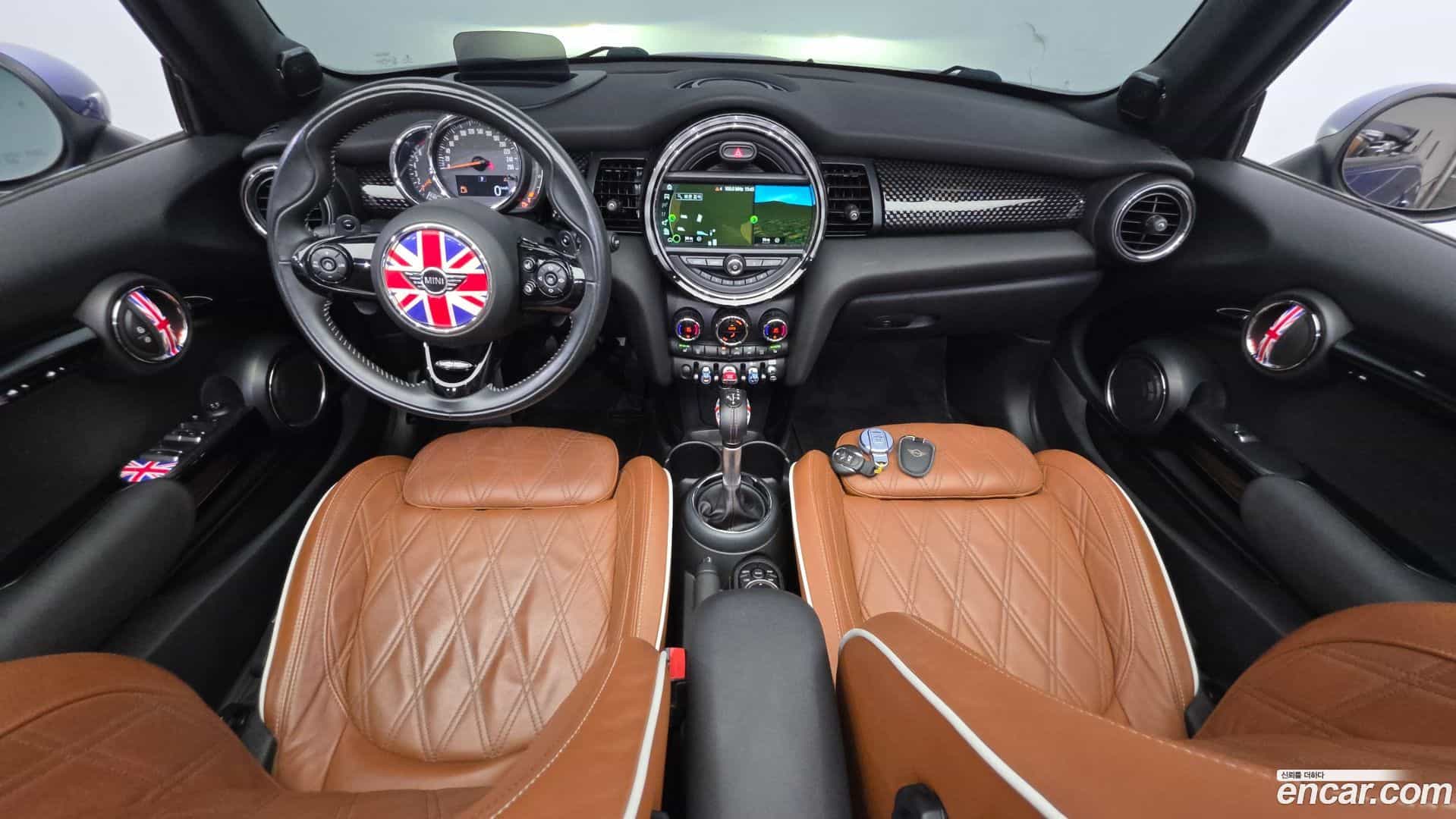 Cooper Convertible Mini 2018.6-INNER-007