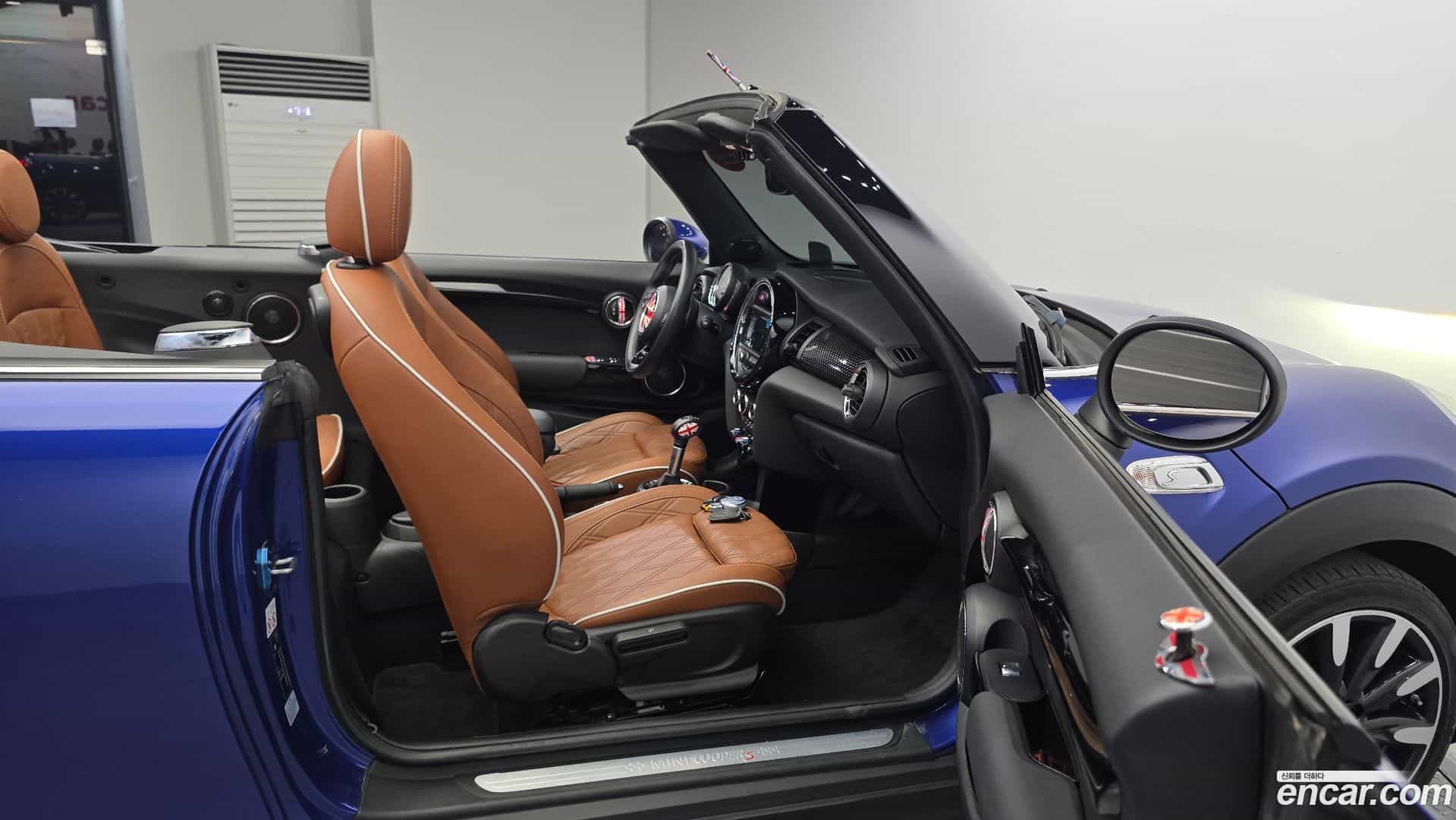 Cooper Convertible Mini 2018.6-OPTION-015