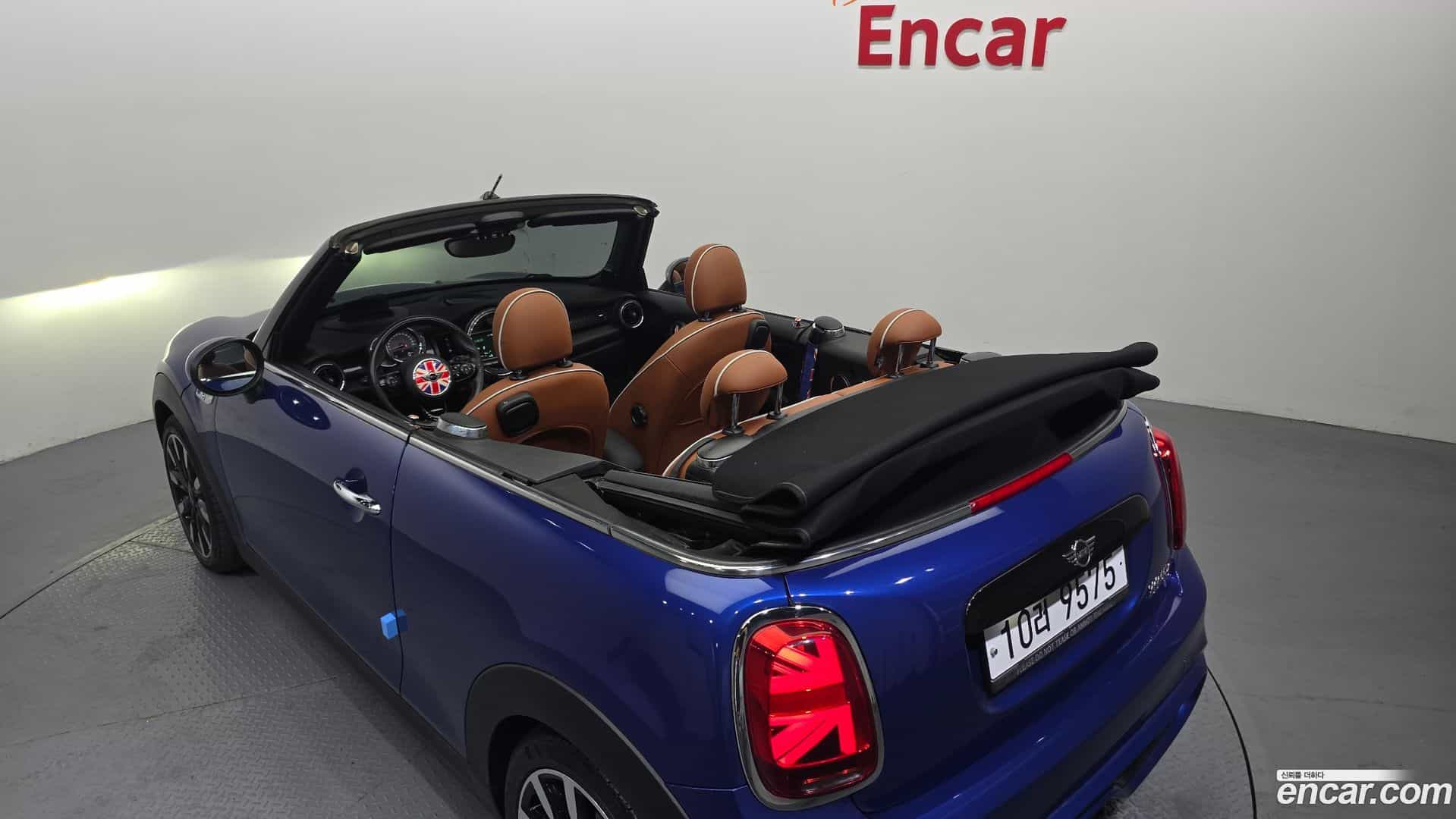 Cooper Convertible Mini 2018.6-OPTION-024