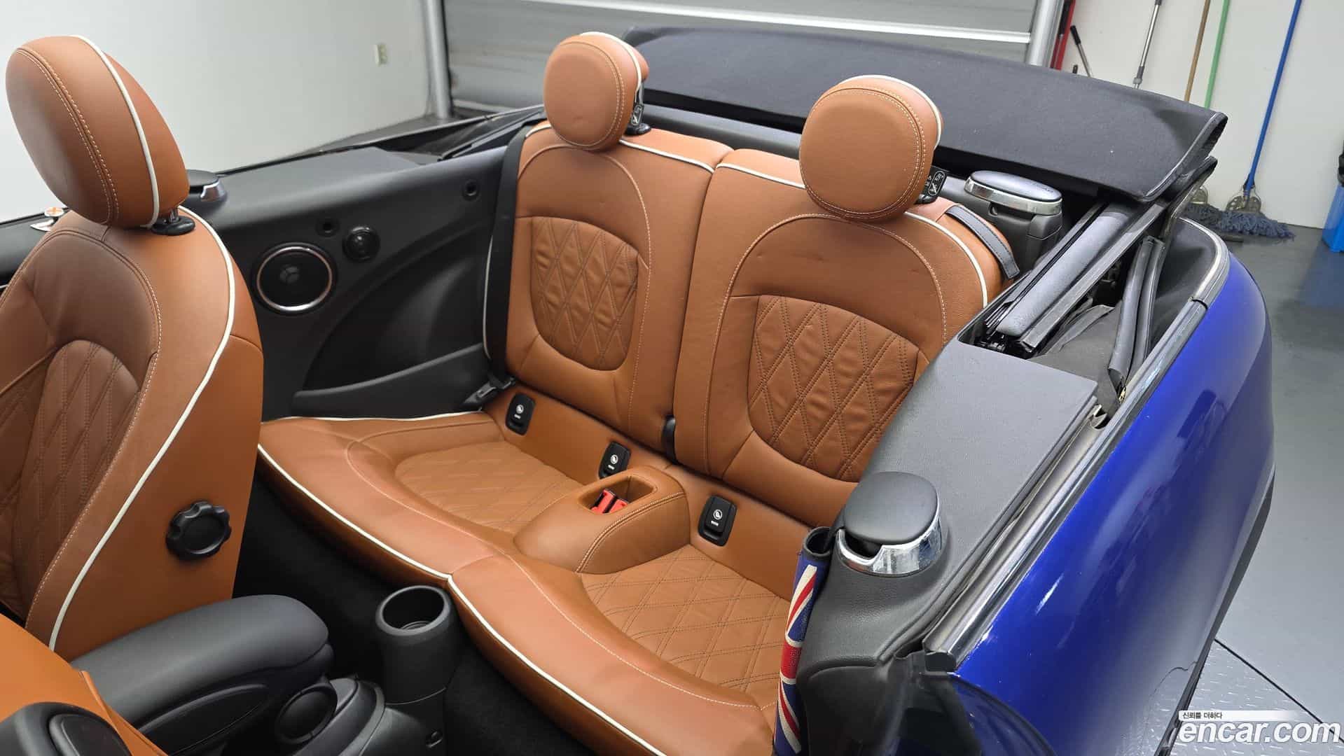 Cooper Convertible Mini 2018.6-INNER-036