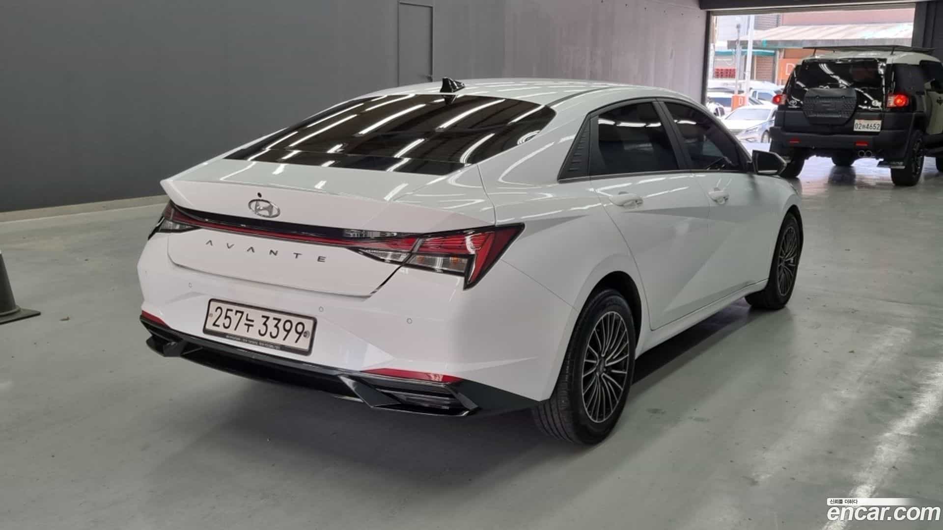 AVANTE Hyundai 2020.4-OUTER-002