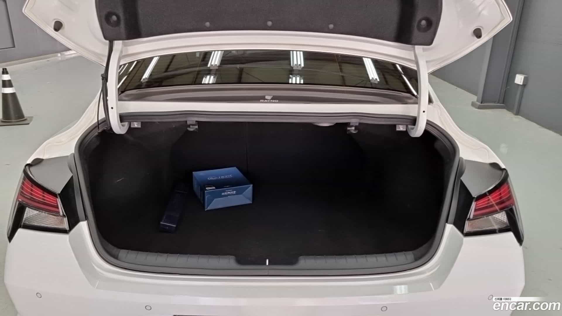 AVANTE Hyundai 2020.4-OPTION-016