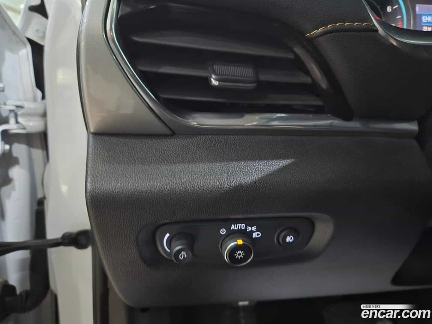 Traverse Chevrolet 2020.4-OPTION-021