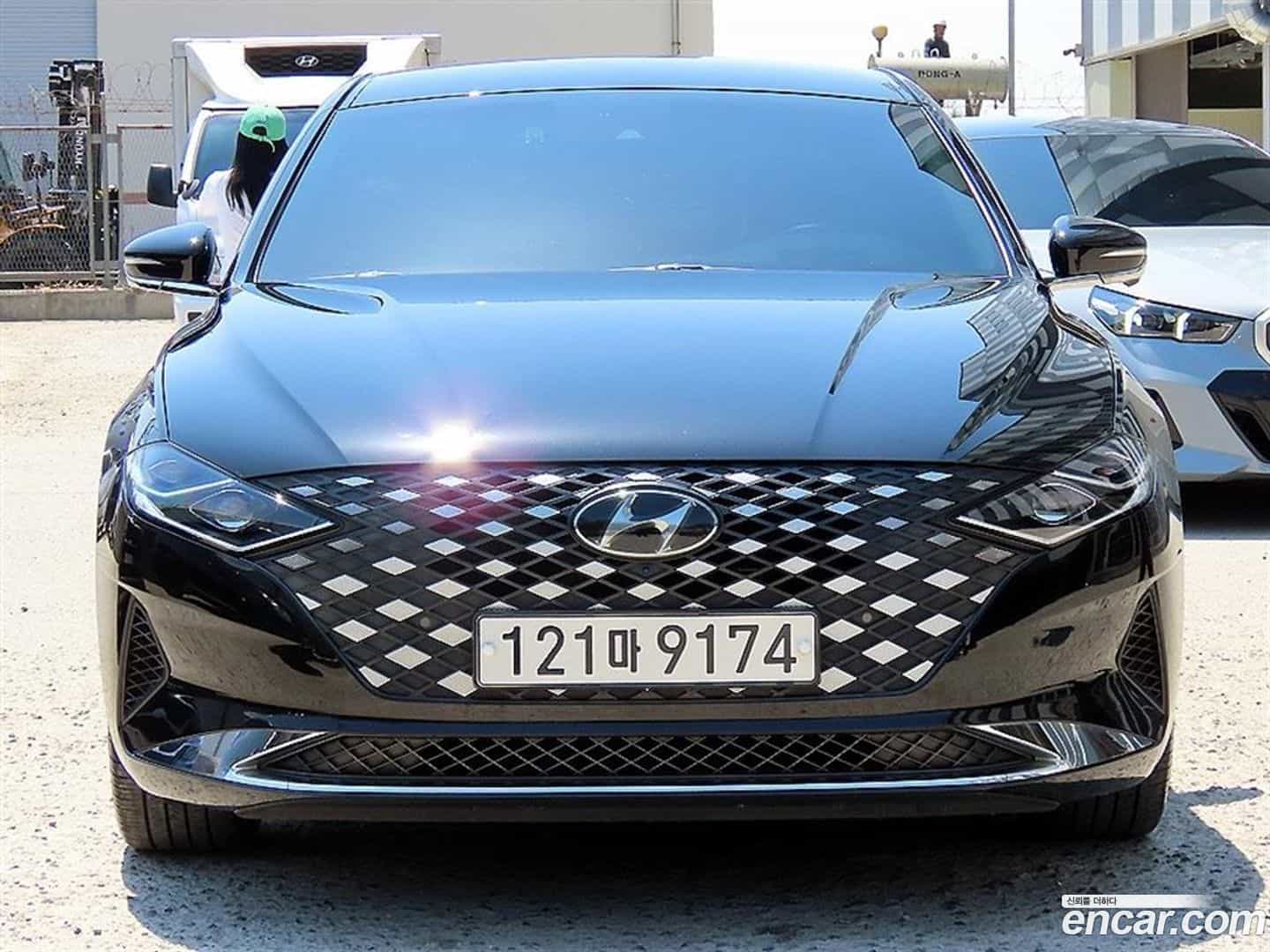 Grandeur Hyundai 2022.0-OUTER-001