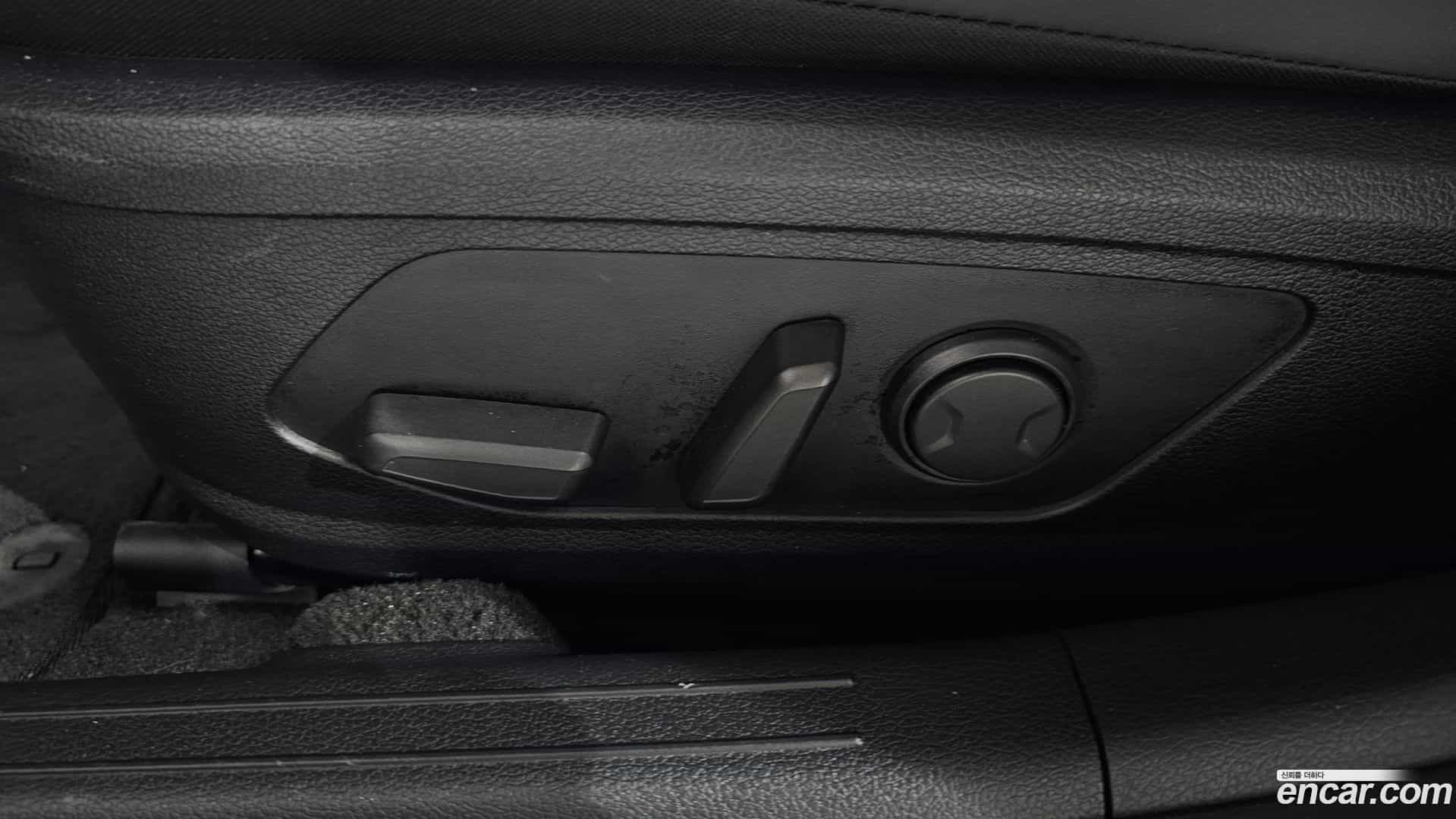 Sonata Hyundai 2019.6-OPTION-047