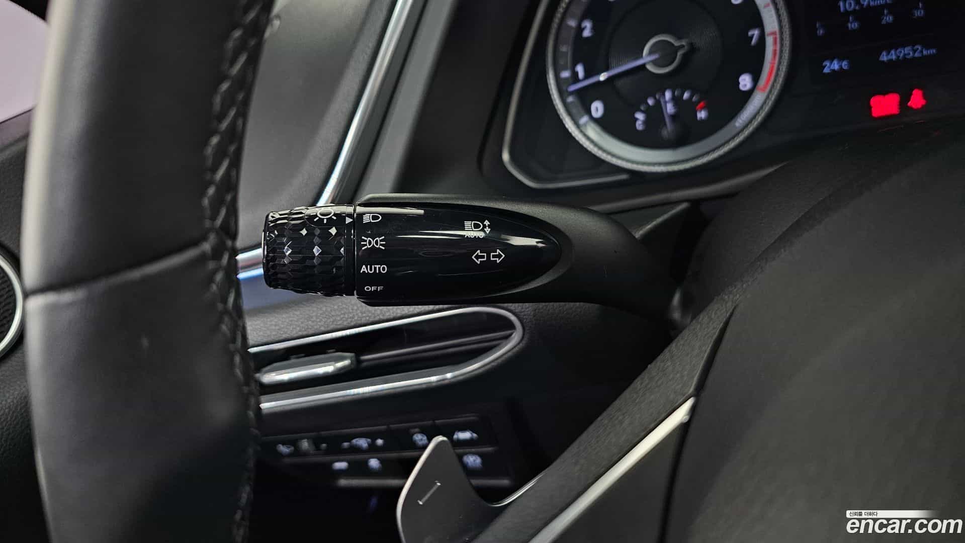 Sonata Hyundai 2019.6-OPTION-053