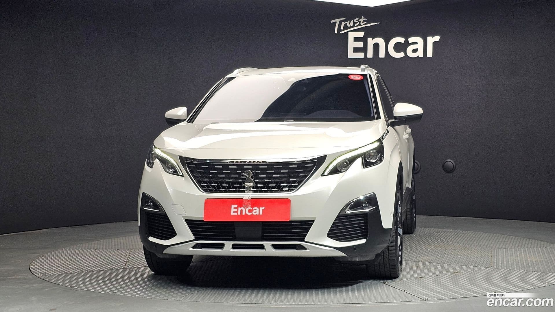 Main__Slider__Photo:3008 Peugeot 2017.10-2