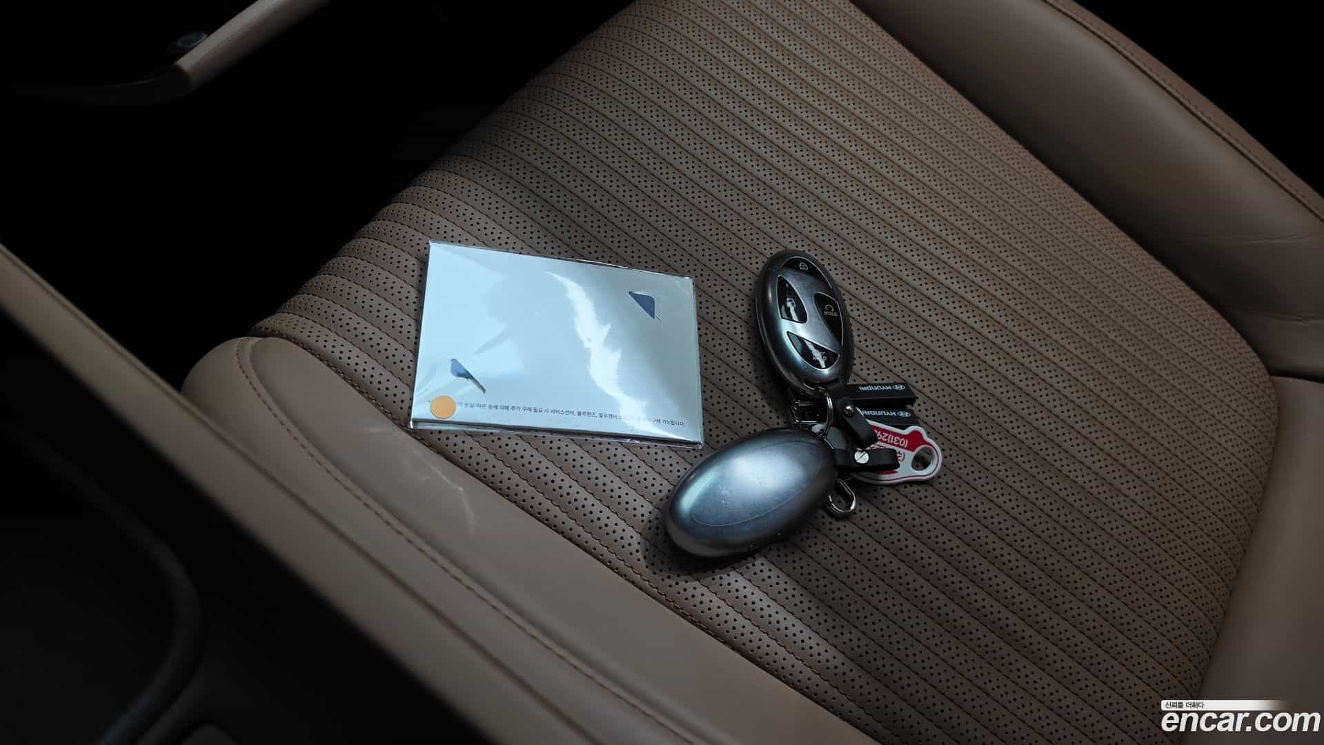 Grandeur Hyundai 2023.11-OPTION-020