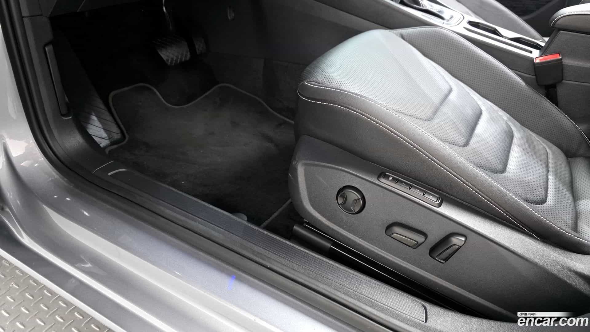 Jetta Volkswagen 2023.6-OPTION-043