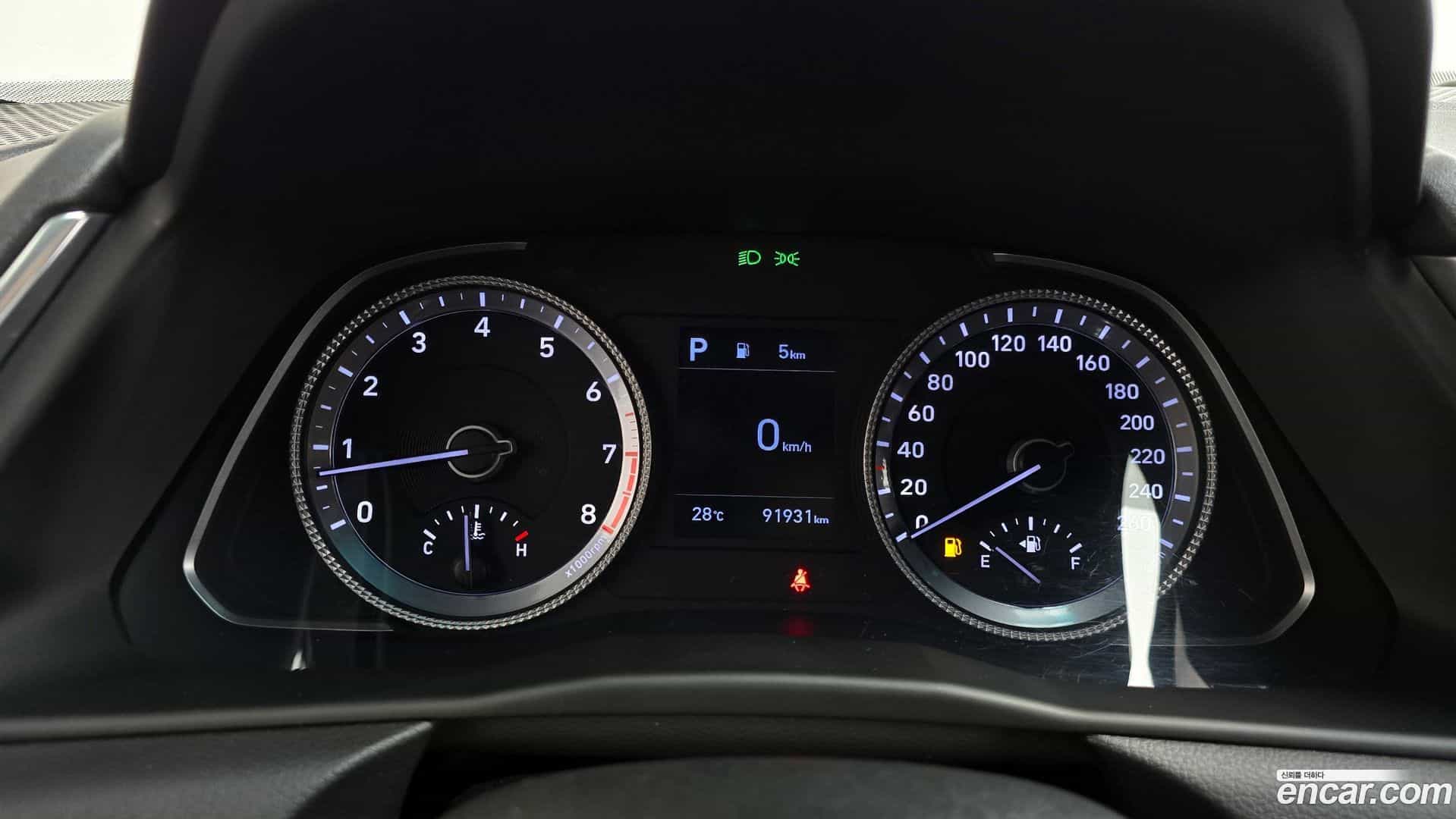 Sonata Hyundai 2019.4-INNER-008