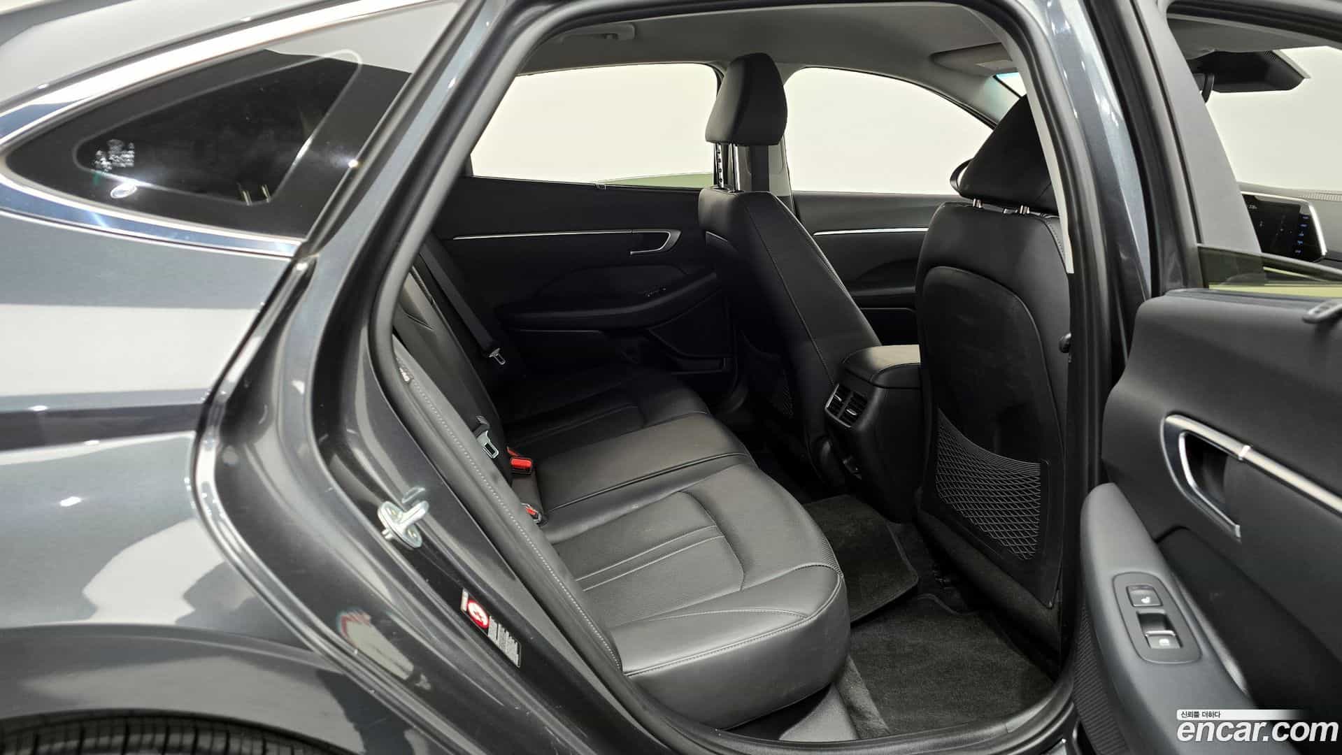 Sonata Hyundai 2019.4-OPTION-015