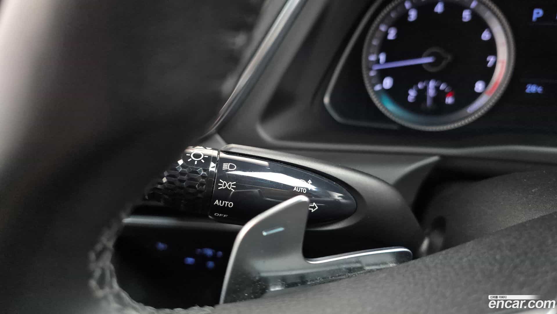 Sonata Hyundai 2019.4-OPTION-024