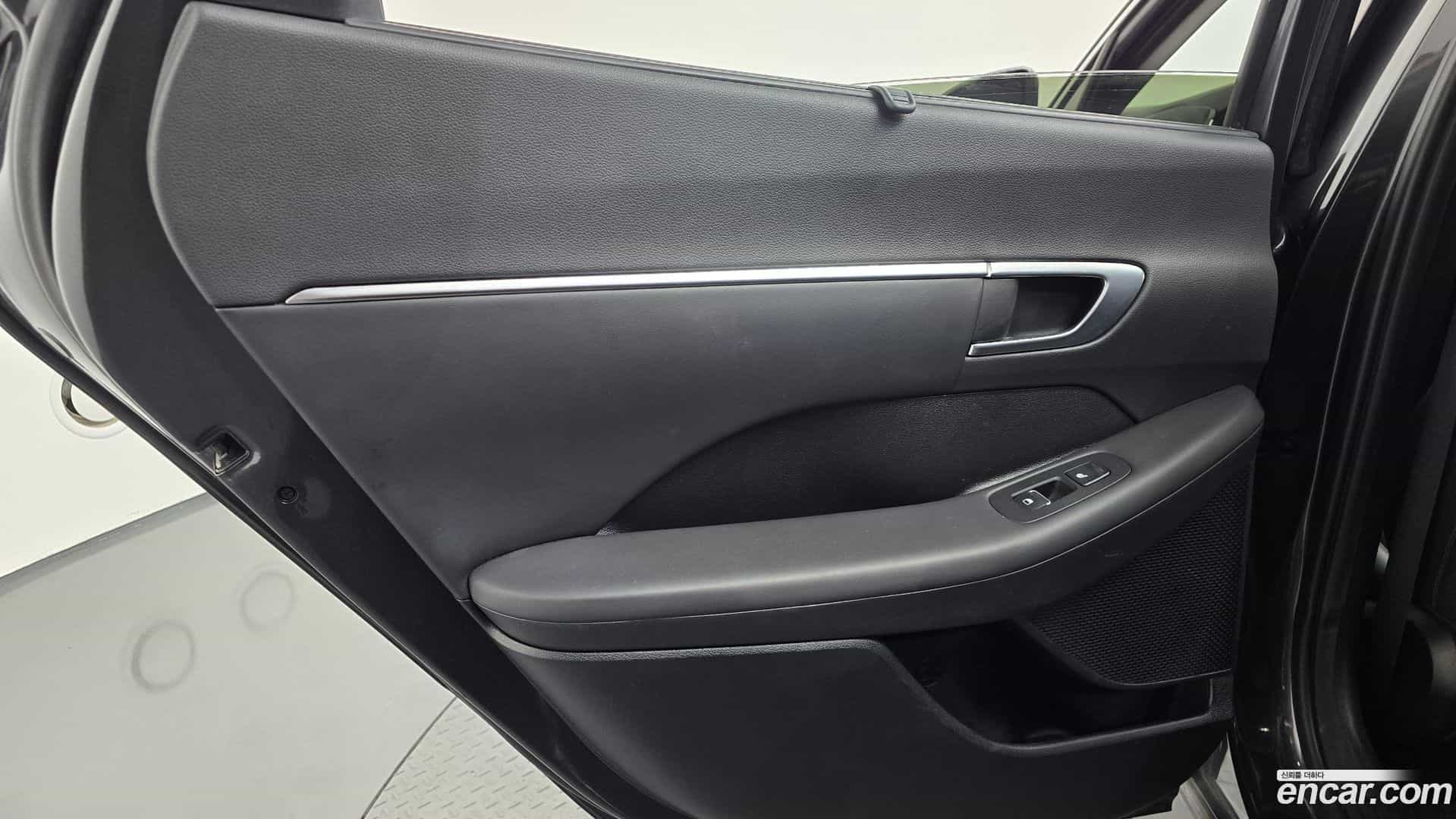 Sonata Hyundai 2019.4-INNER-035