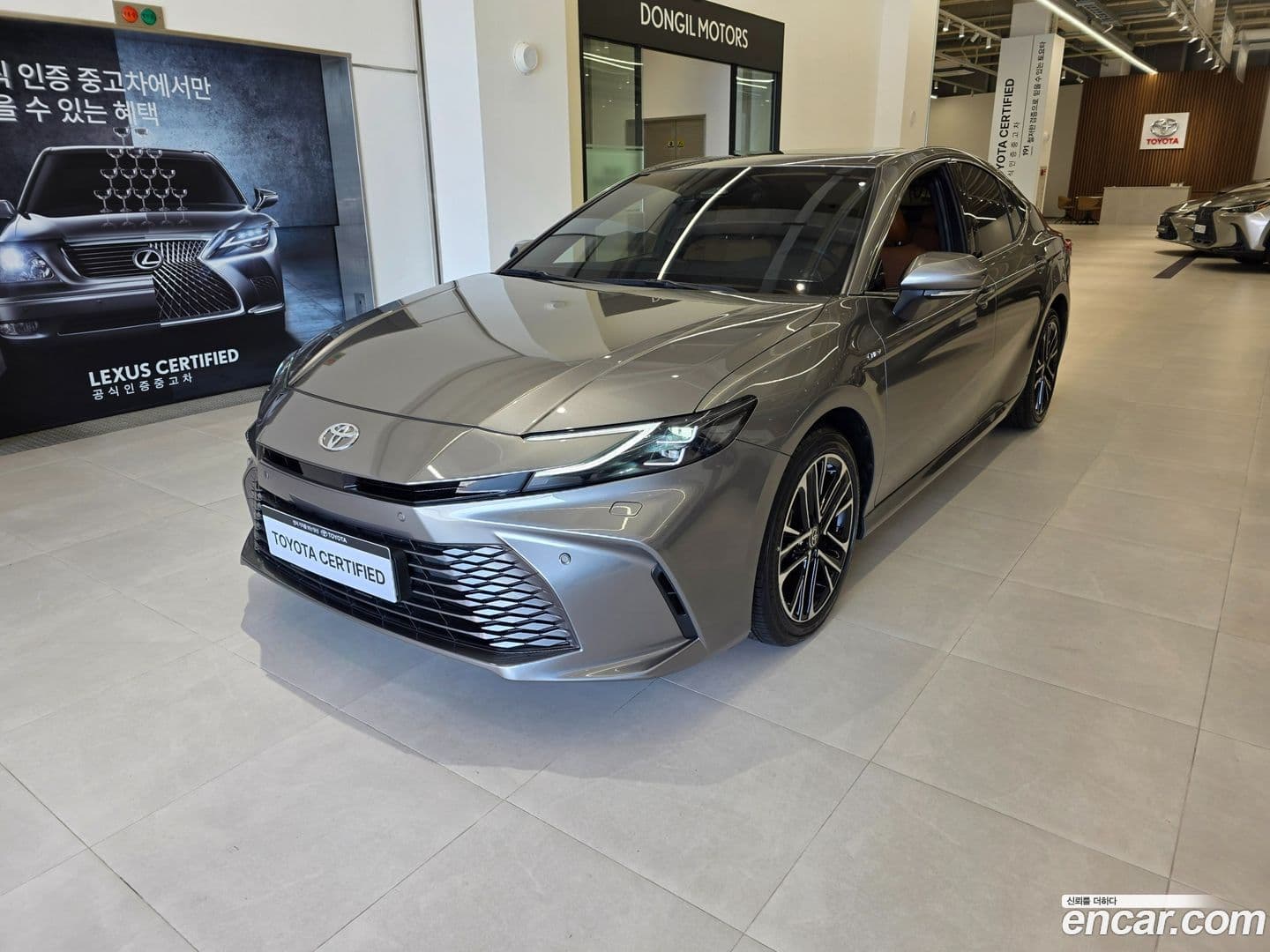 Main__Slider__Photo:Camry Toyota 2024.10-0