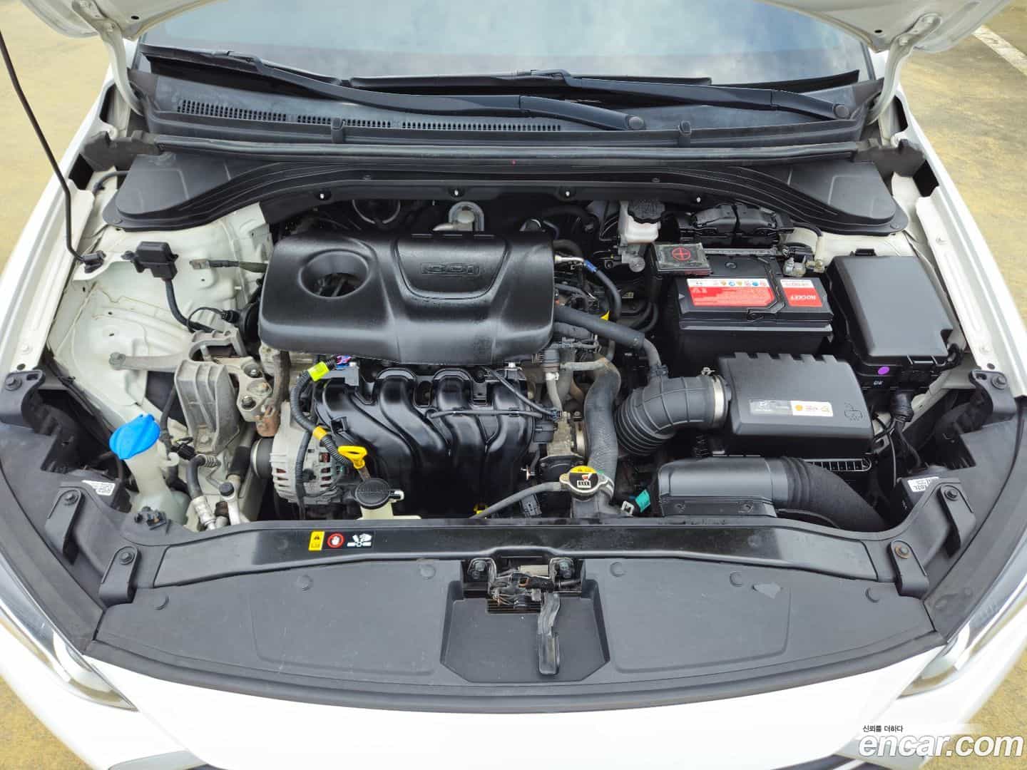 AVANTE Hyundai 2017.9-OUTER-006
