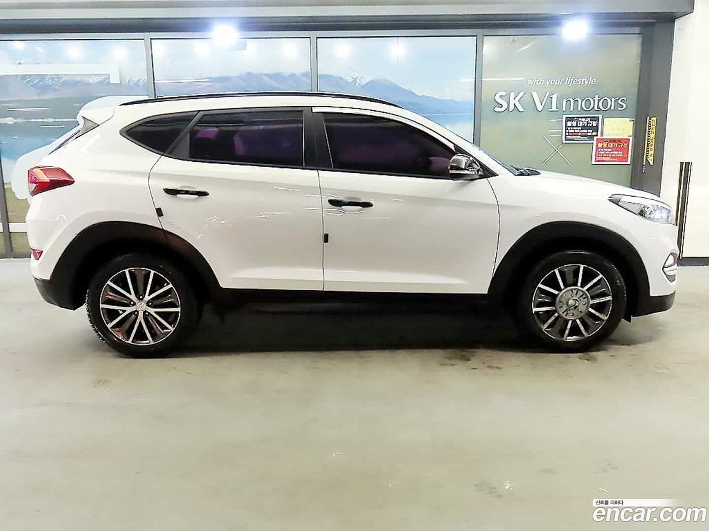 Tucson Hyundai 2015.9-OUTER-003