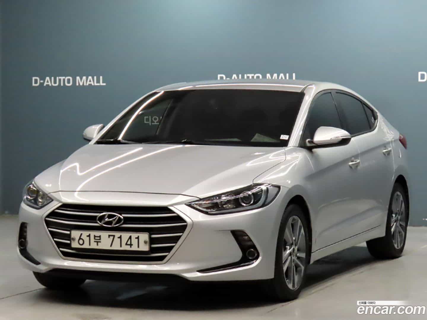 AVANTE Hyundai 2017.3-OUTER-001