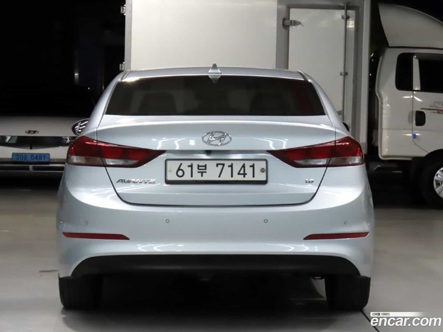 AVANTE Hyundai 2017.3-OUTER-003